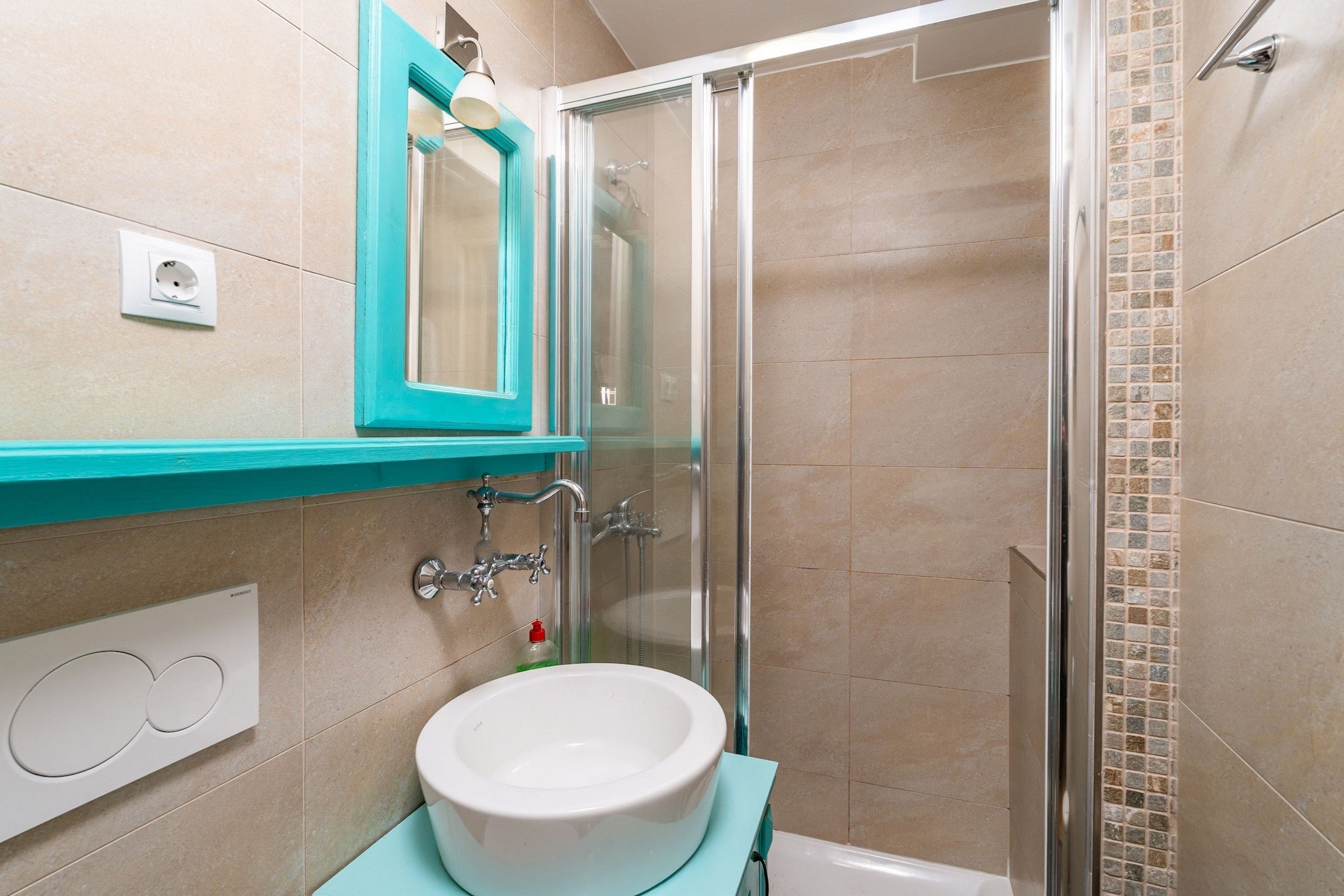 Guest House Lumin - Twin Room with City View (Third Floor) (BR3)-Salle de bain