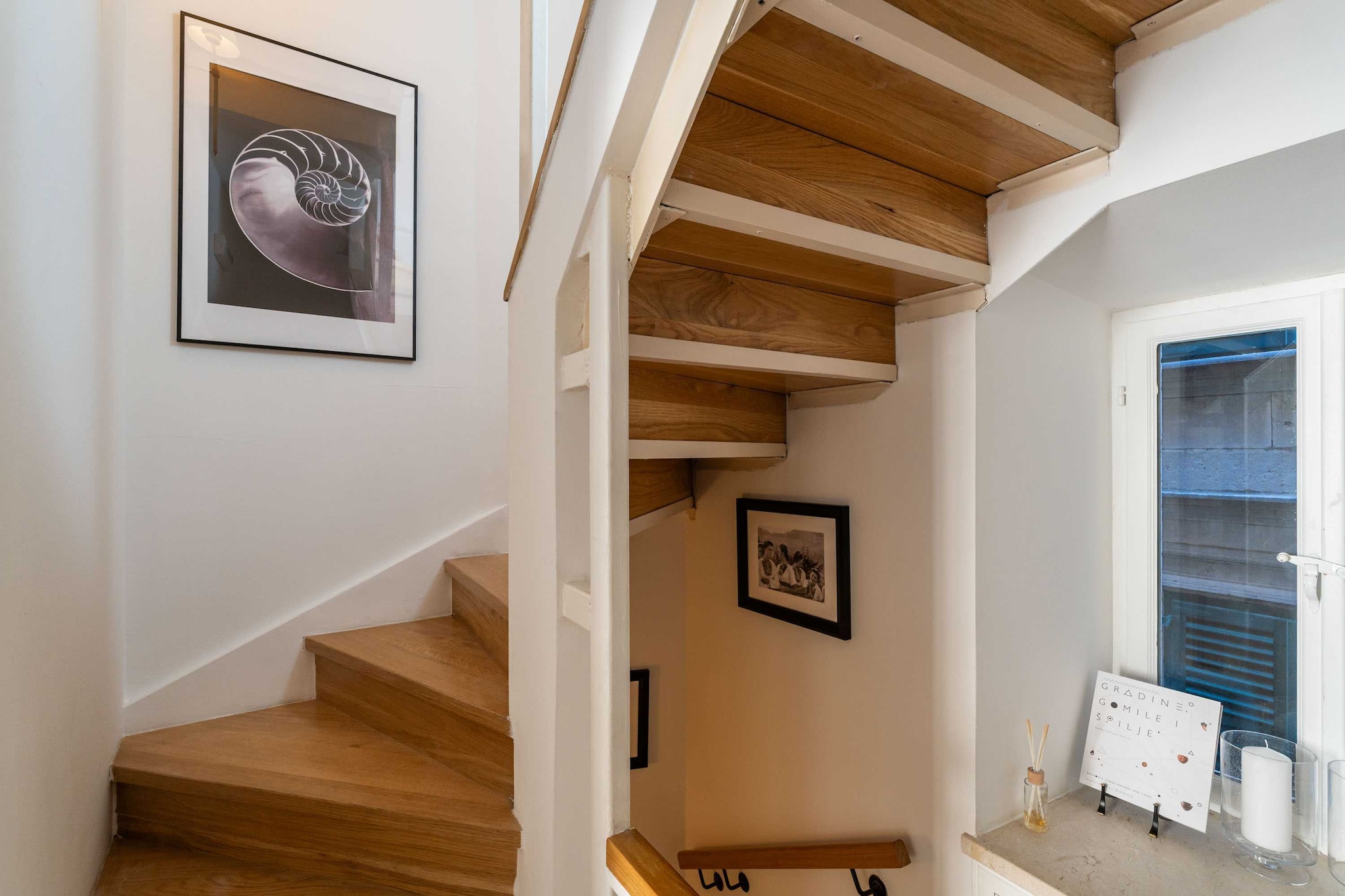 Guest House Lumin - Twin Room with City View (Third Floor) (BR3)-Intérieur