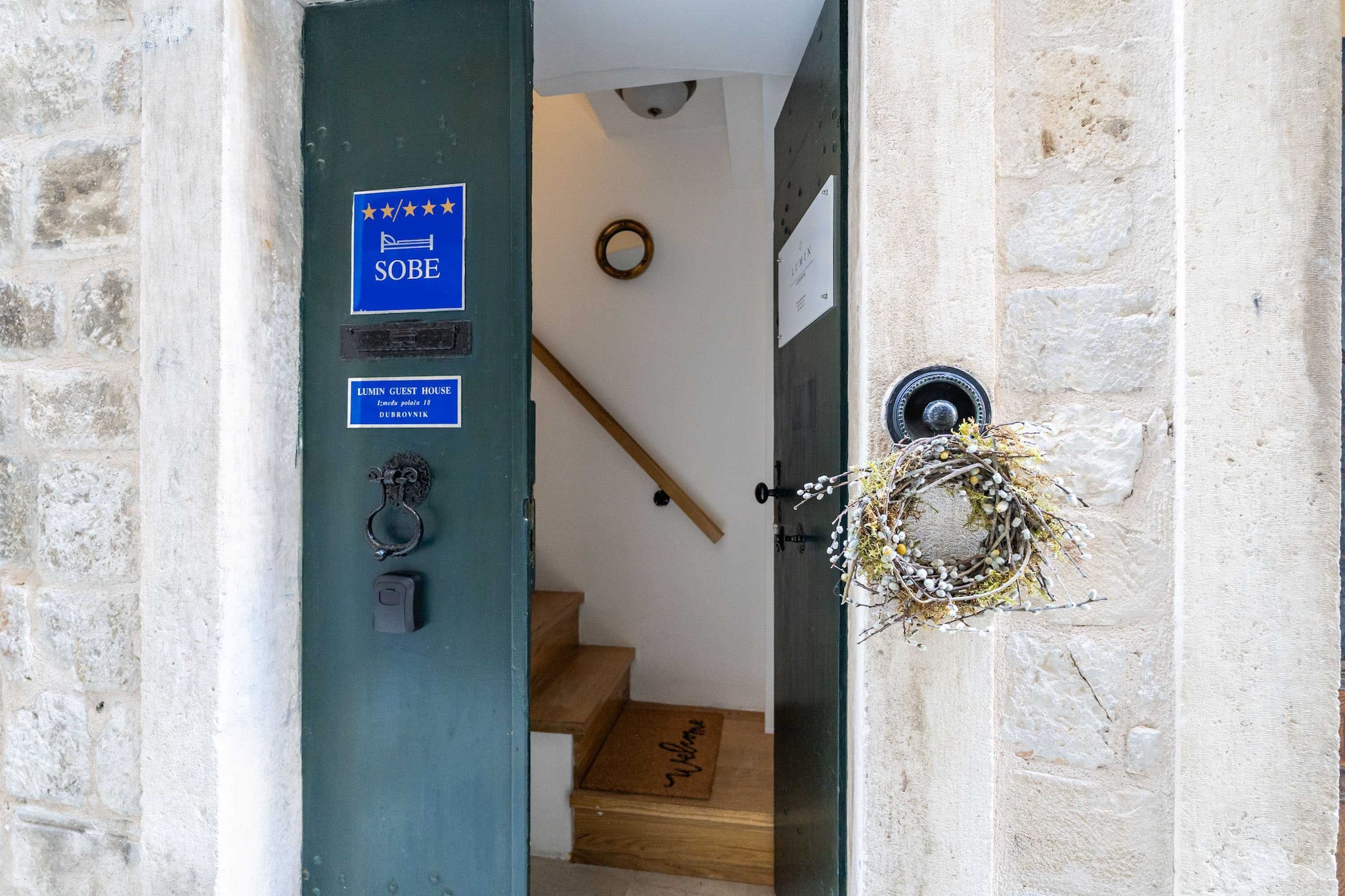 Guest House Lumin - Twin Room with City View (Third Floor) (BR3)-équipements