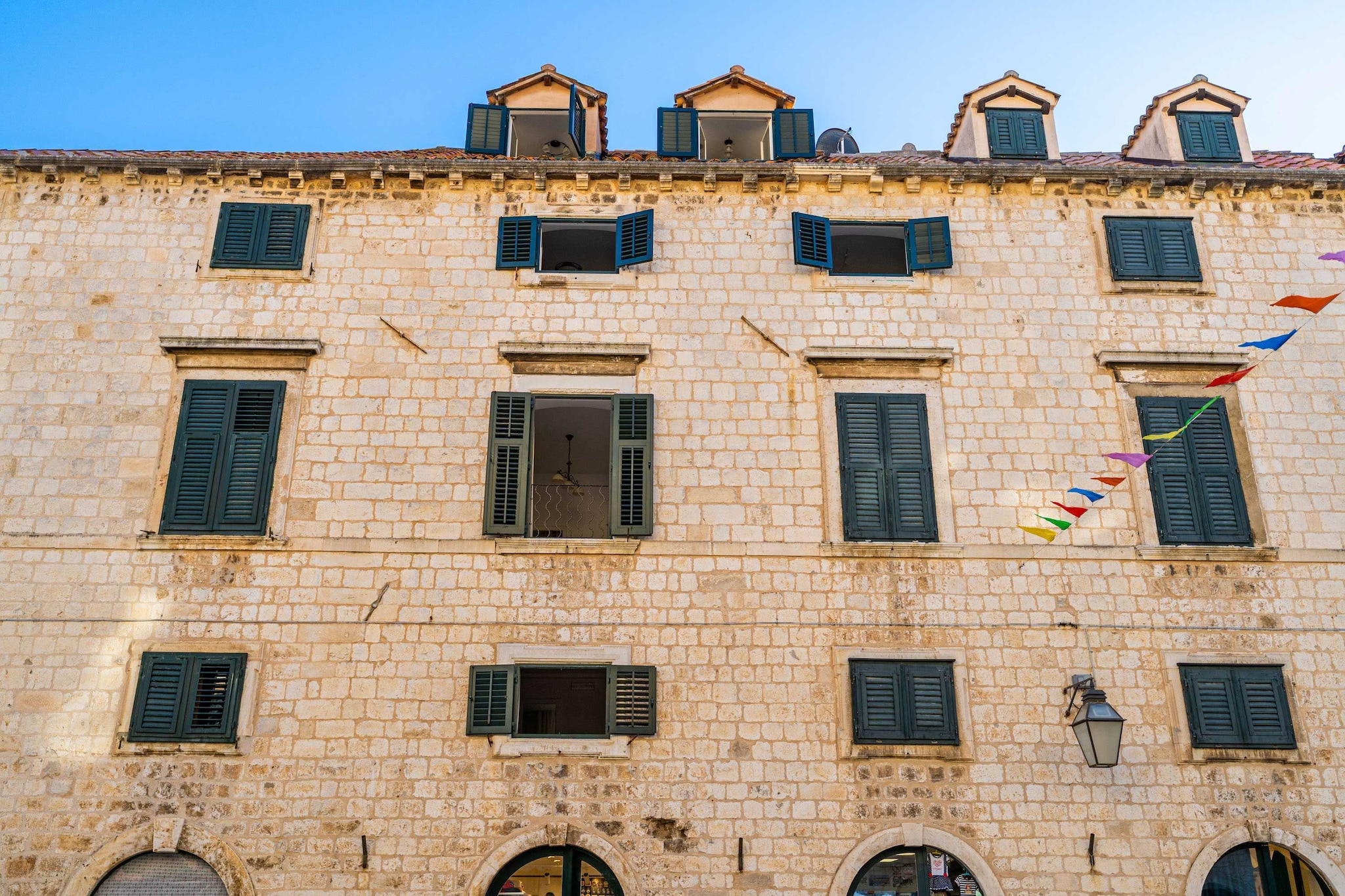 Guest House Lumin - Twin Room with City View (Third Floor) (BR3)-Extérieur