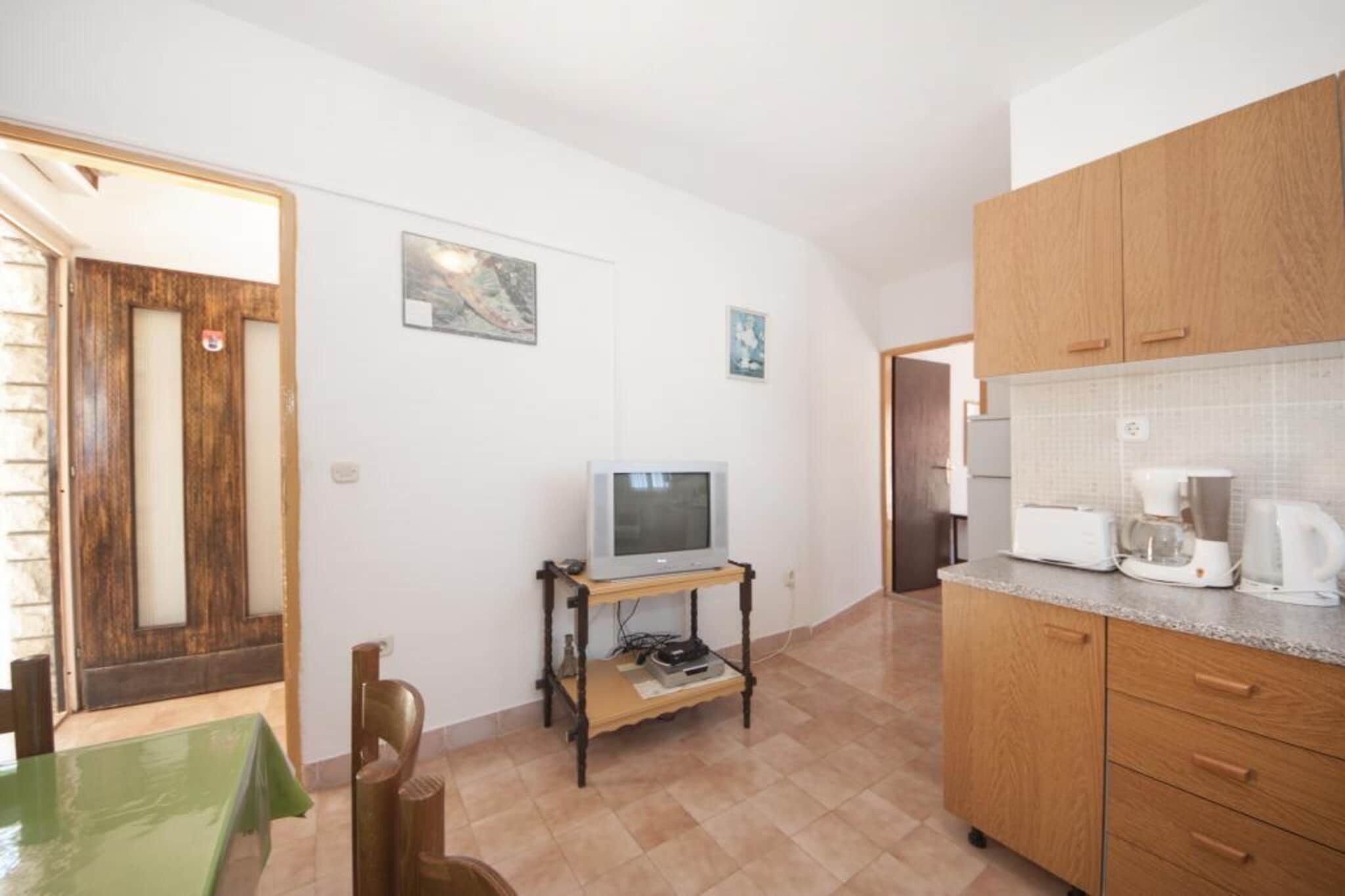 Apartments Mira -One Bedroom Apartment with Terrace and Sea View(A1)-Eetkamer
