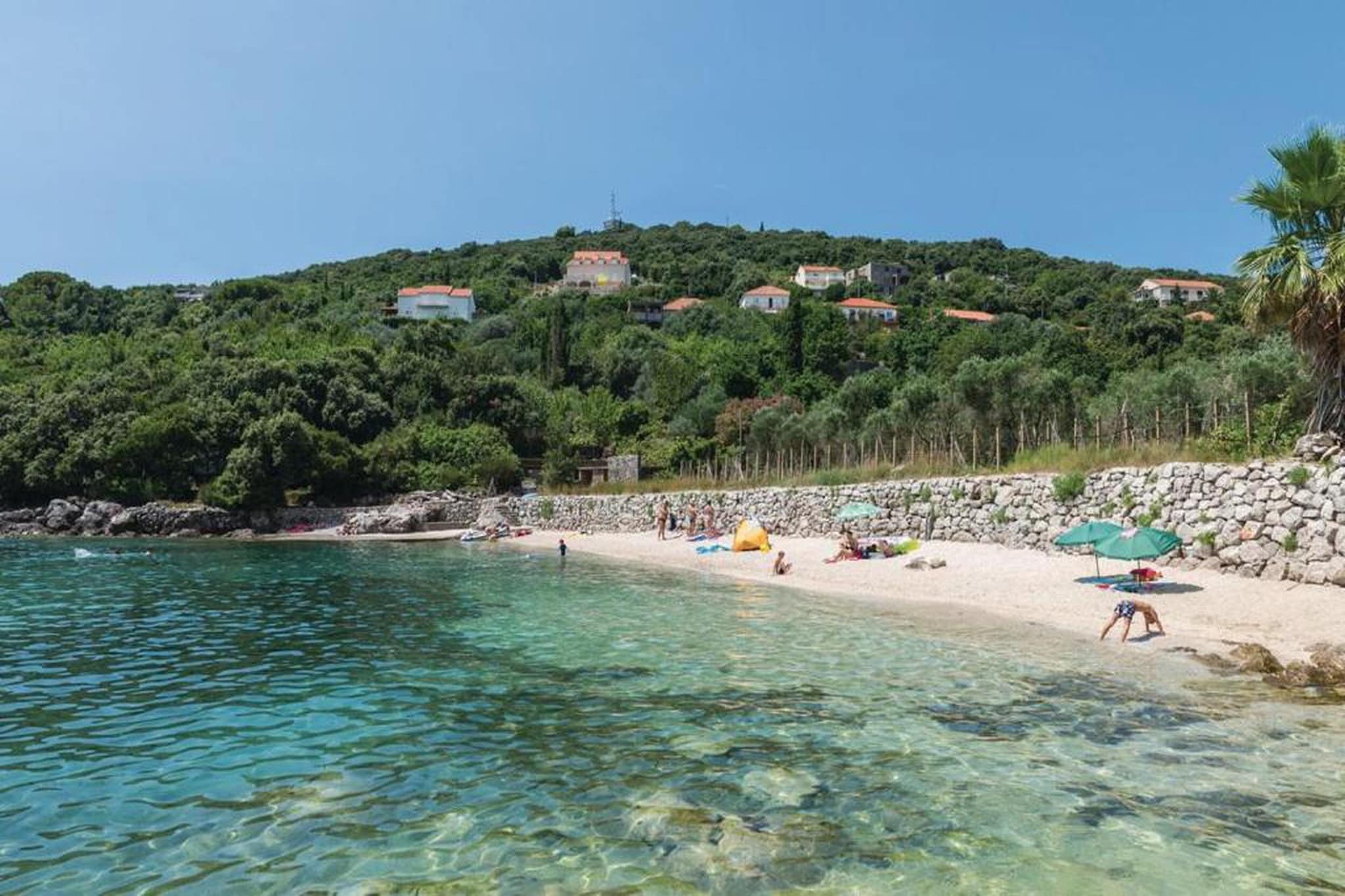 Guest House Rooms Rose - Romantic Double Room with Balcony and Sea View (No.1)-Gebieden zomer 20km