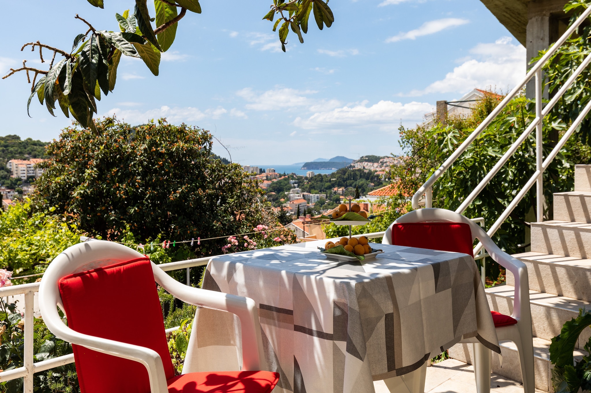 Apartments Franka - One Bedroom Apartment with Terrace and Garden View (A2+1)