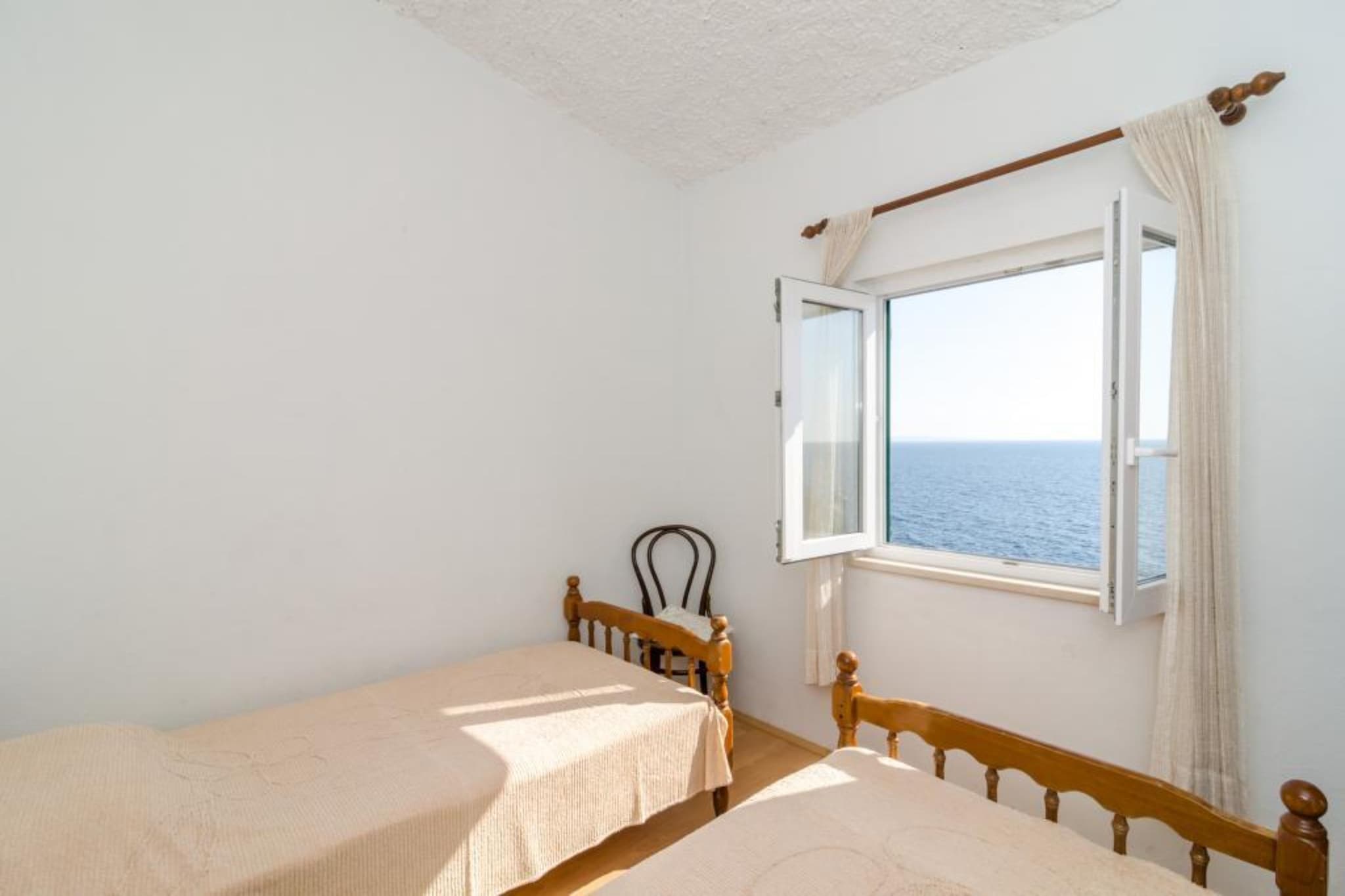 Holiday Home Jasminka - Three Bedroom Holiday Home with Terrace and Sea View-Slaapkamer