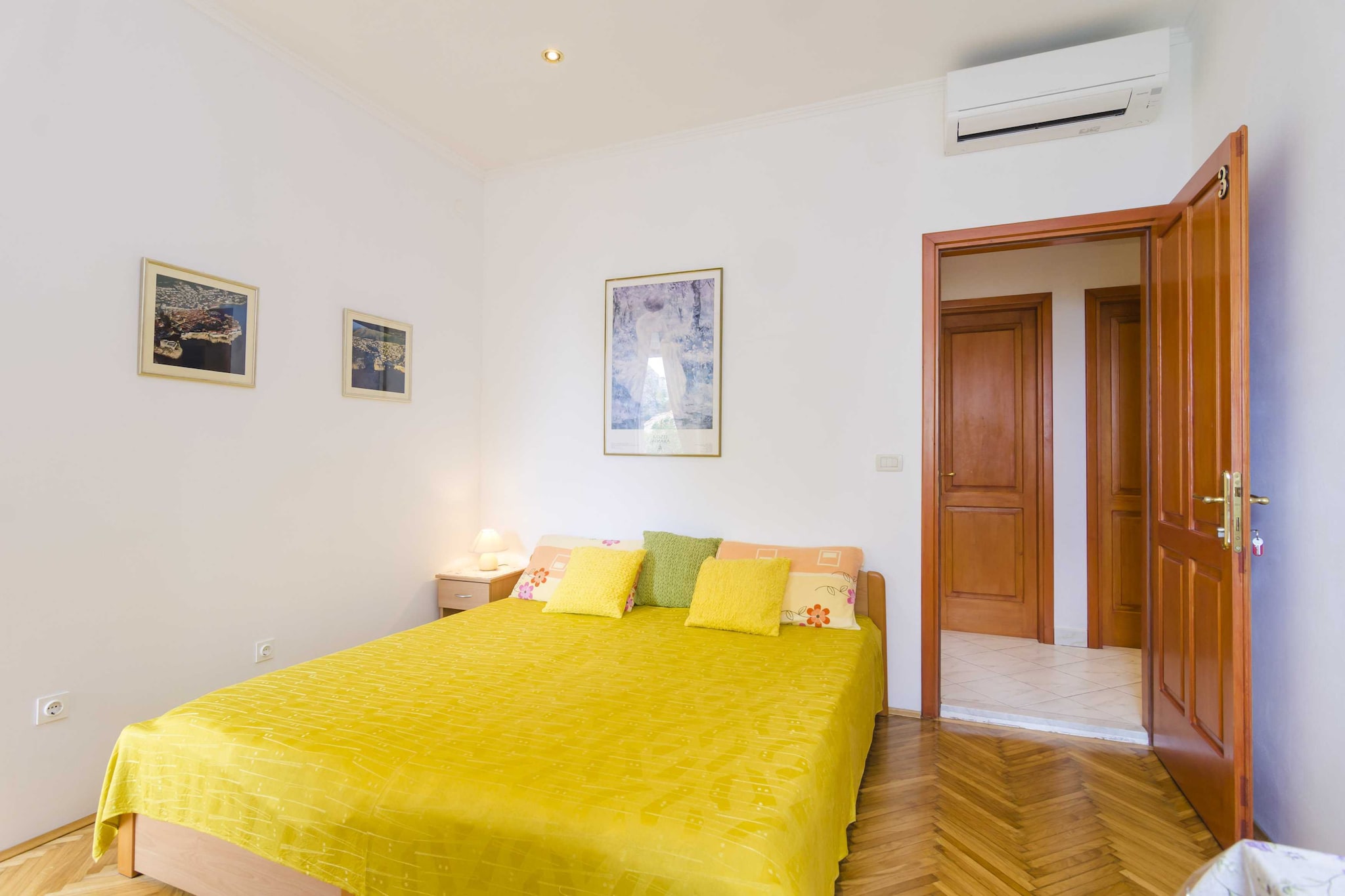 Rooms Lovrijenac -Twin or Double Room with Sea View (3)-Slaapkamer