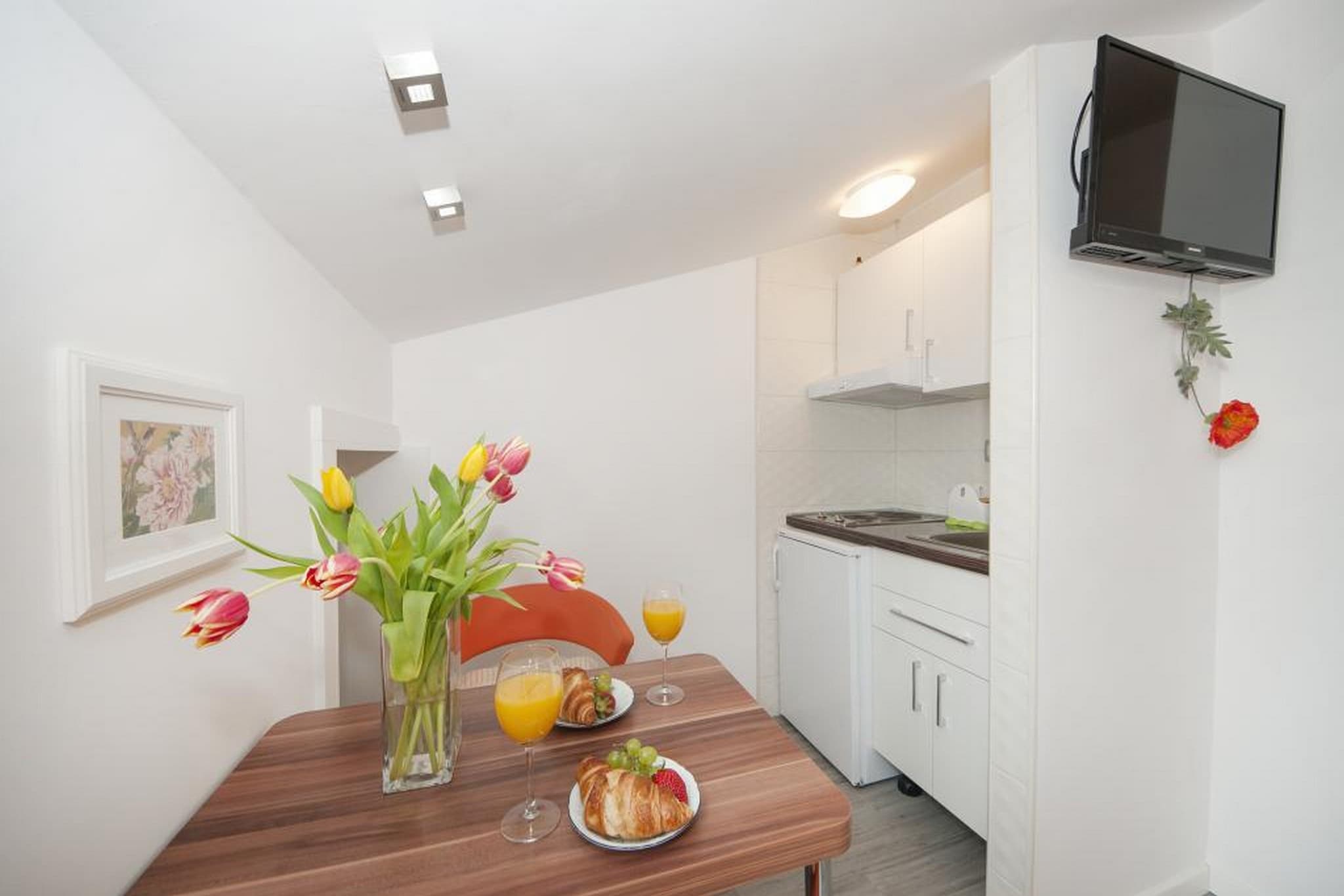 Apartments Villa Angela - Studio Apartment with Balcony and Sea View (Dajana)