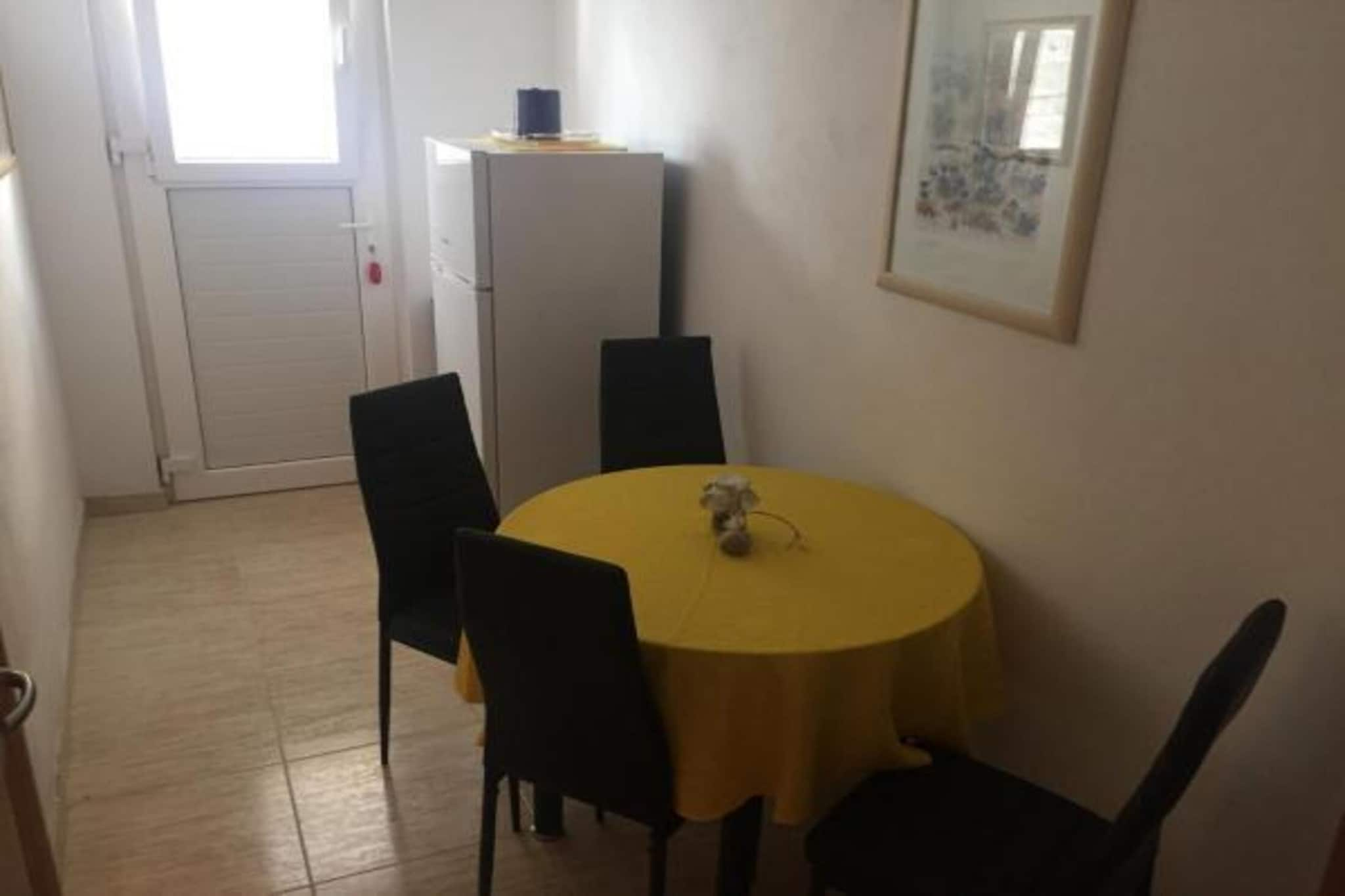 Apartments Kalajzic- Comfort Two Bedroom Apartment with Terrace(A1) (ST)