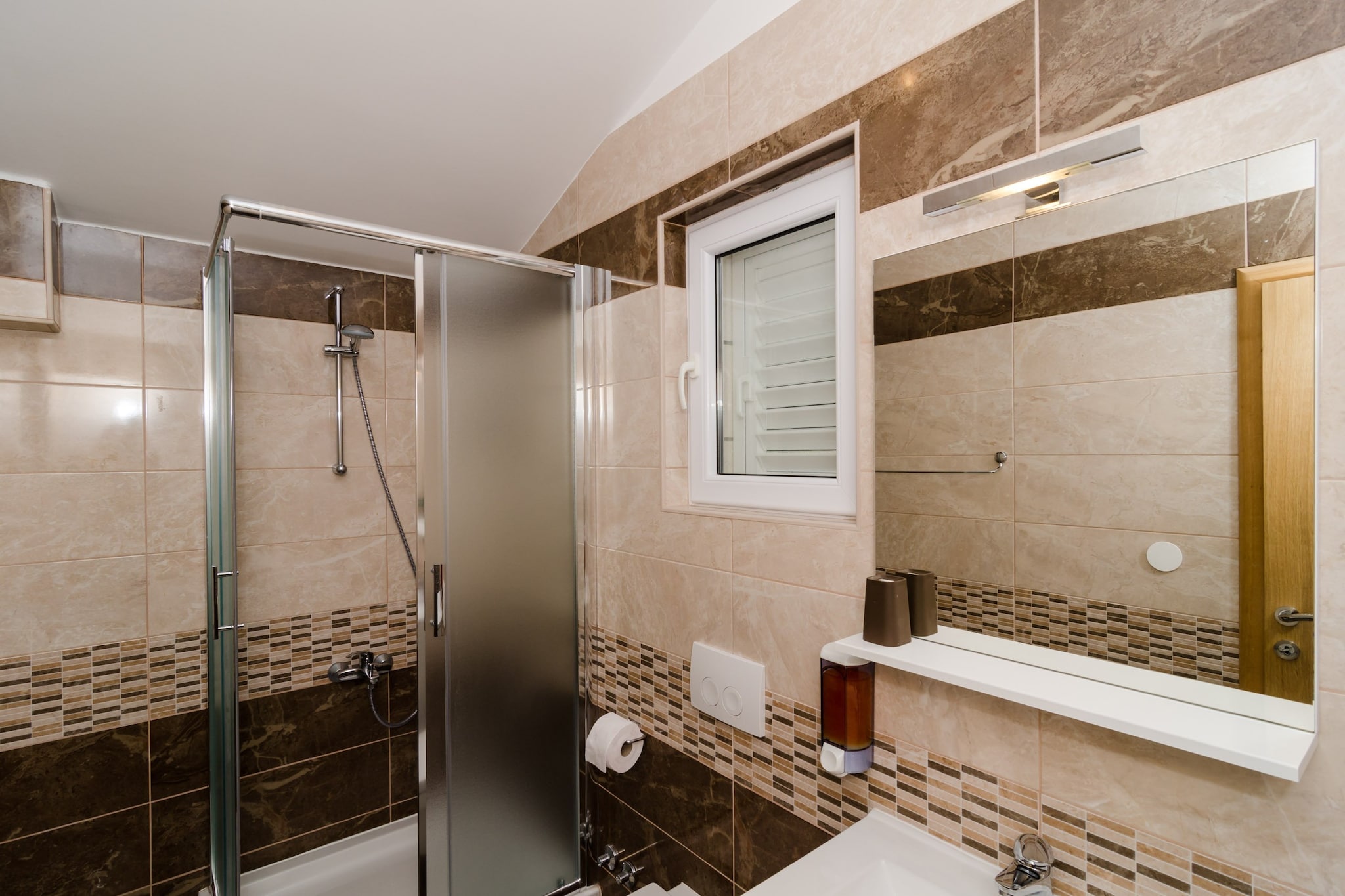 Apartments Villa Ari- Three Bedroom Apartment with Balcony and Sea View - Attic-Badkamer