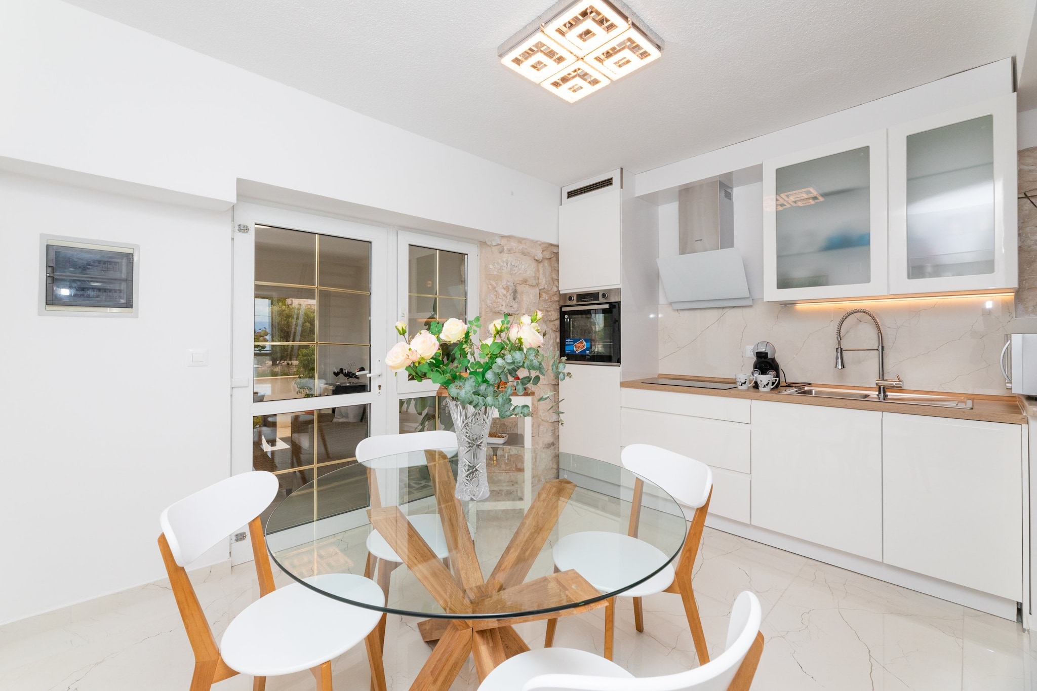 Apartments Tino- Two Bedroom Apartment with Terrace and Sea View(A2)-Dining room