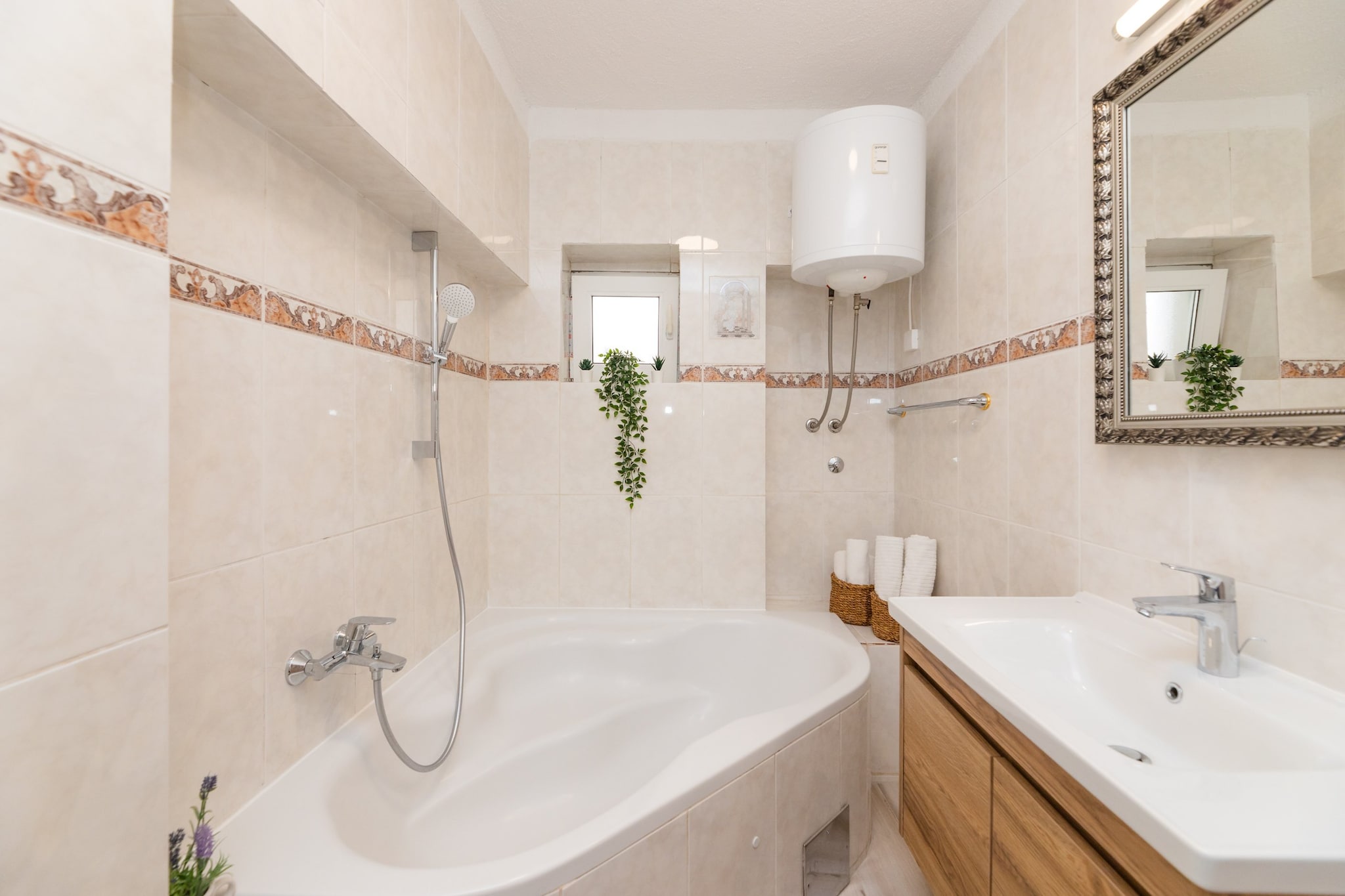Apartments Tino- Two Bedroom Apartment with Terrace and Sea View(A2)-Bathroom