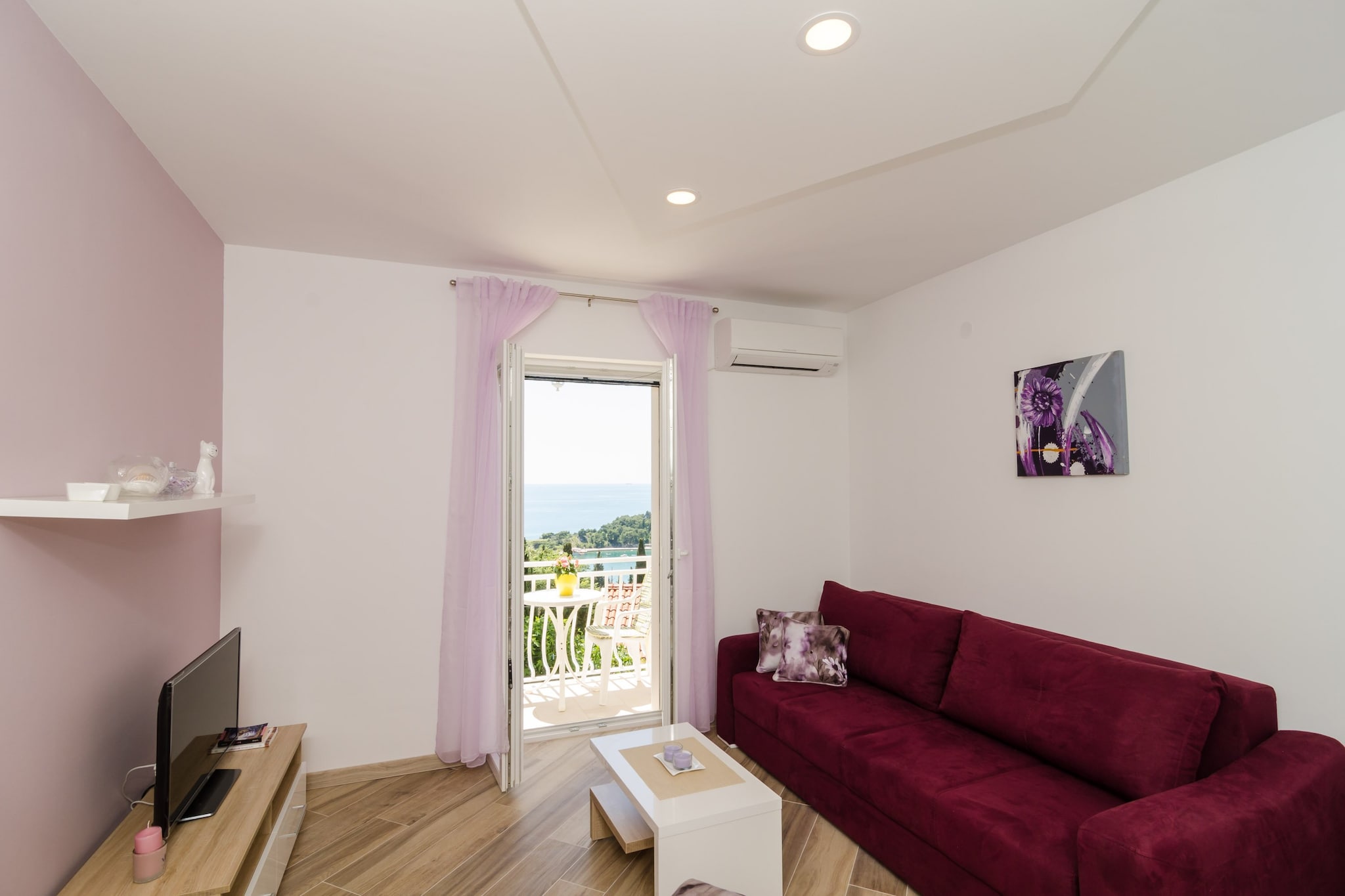 Apartments Marmo - One Bedroom Apartment with Balcony and Sea View (Apartman 1)
