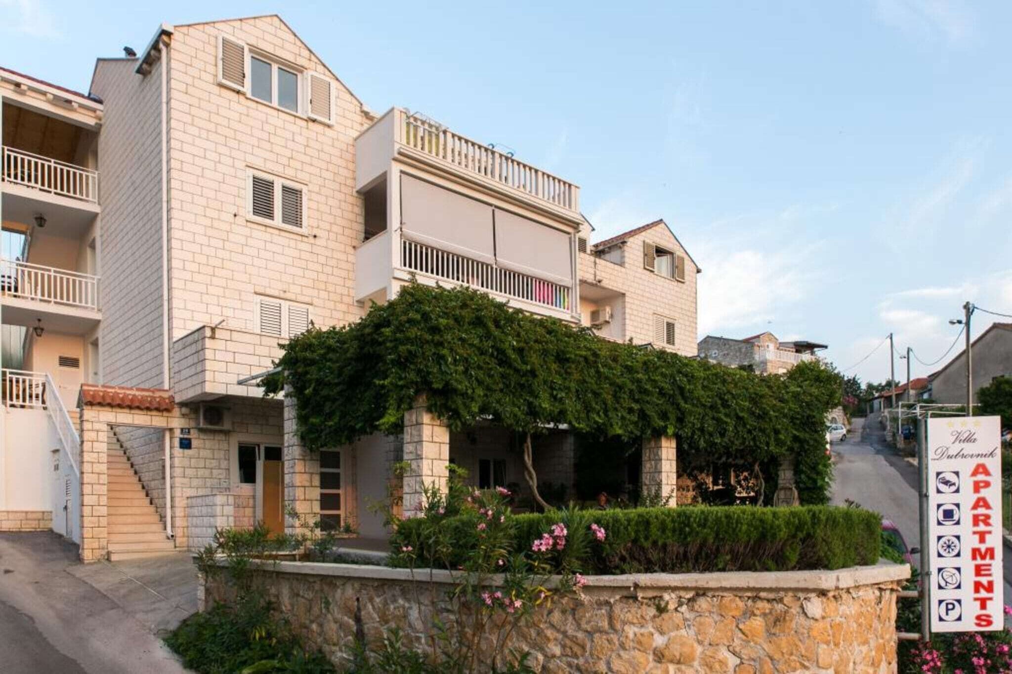 Apartments Villa Dubrovnik - Three Bedroom Apartment - Penthouse with Hot Tub-Buitenlucht