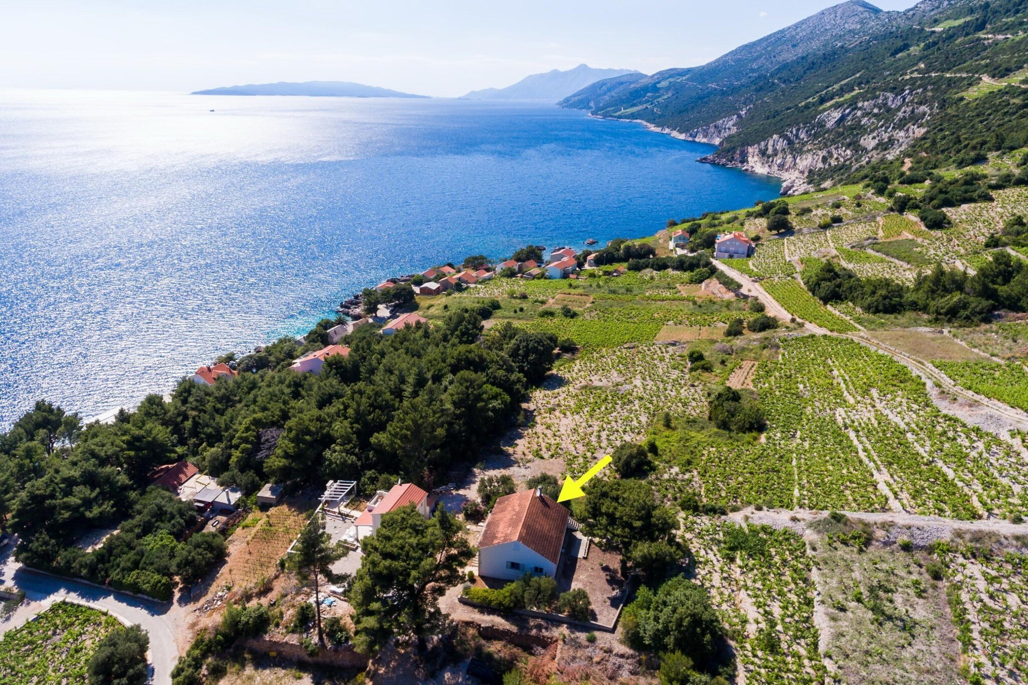 Holiday Home Blue Vineyard- Three Bedroom House with Terrace and Sea View-Gebieden zomer 5km