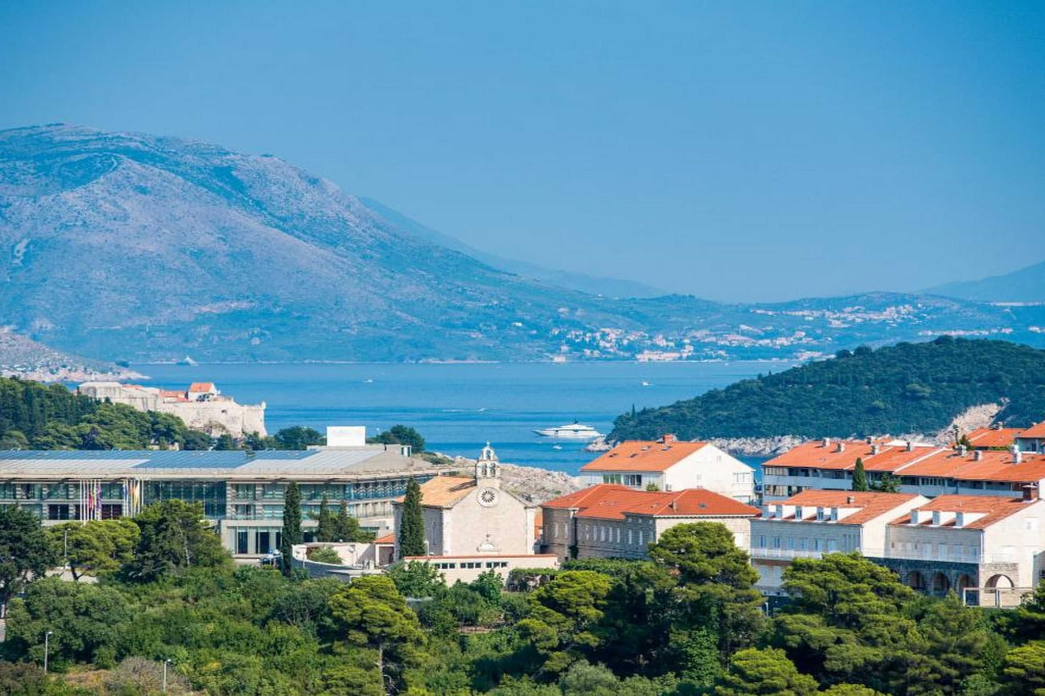 Apartments & Rooms Tapera- Comfort One-Bedroom Apartment with Terrace and Garden View ( NARANČASTI 1 )-Gebiete Sommer 5 km
