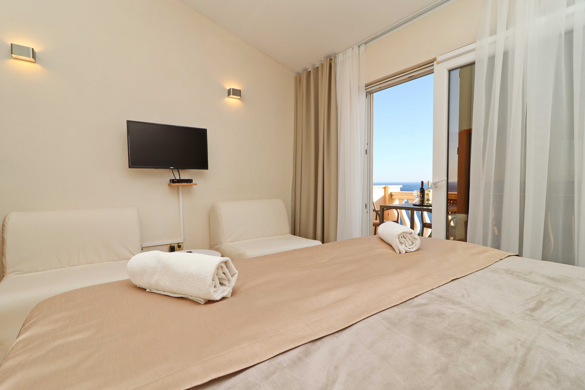 Hotel Pansion Villa Antonio - Two Bedroom Suite with Balcony and Sea View 25seaview-Slaapkamer
