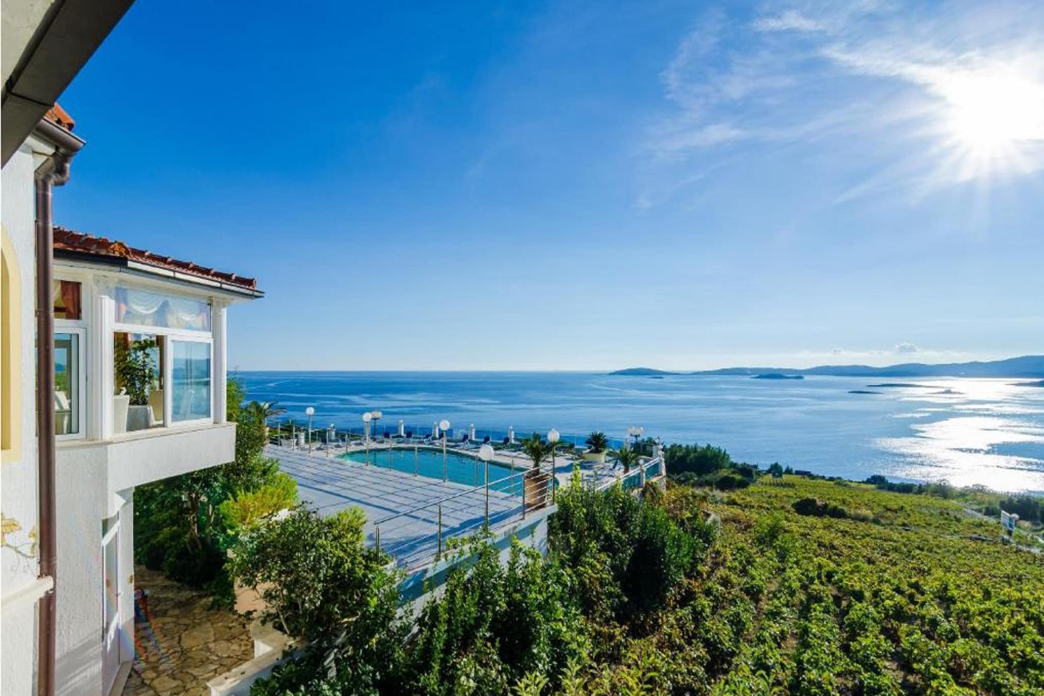 Hotel Pansion Villa Antonio - Two Bedroom Suite with Balcony and Sea View 26seaview-Sfeer