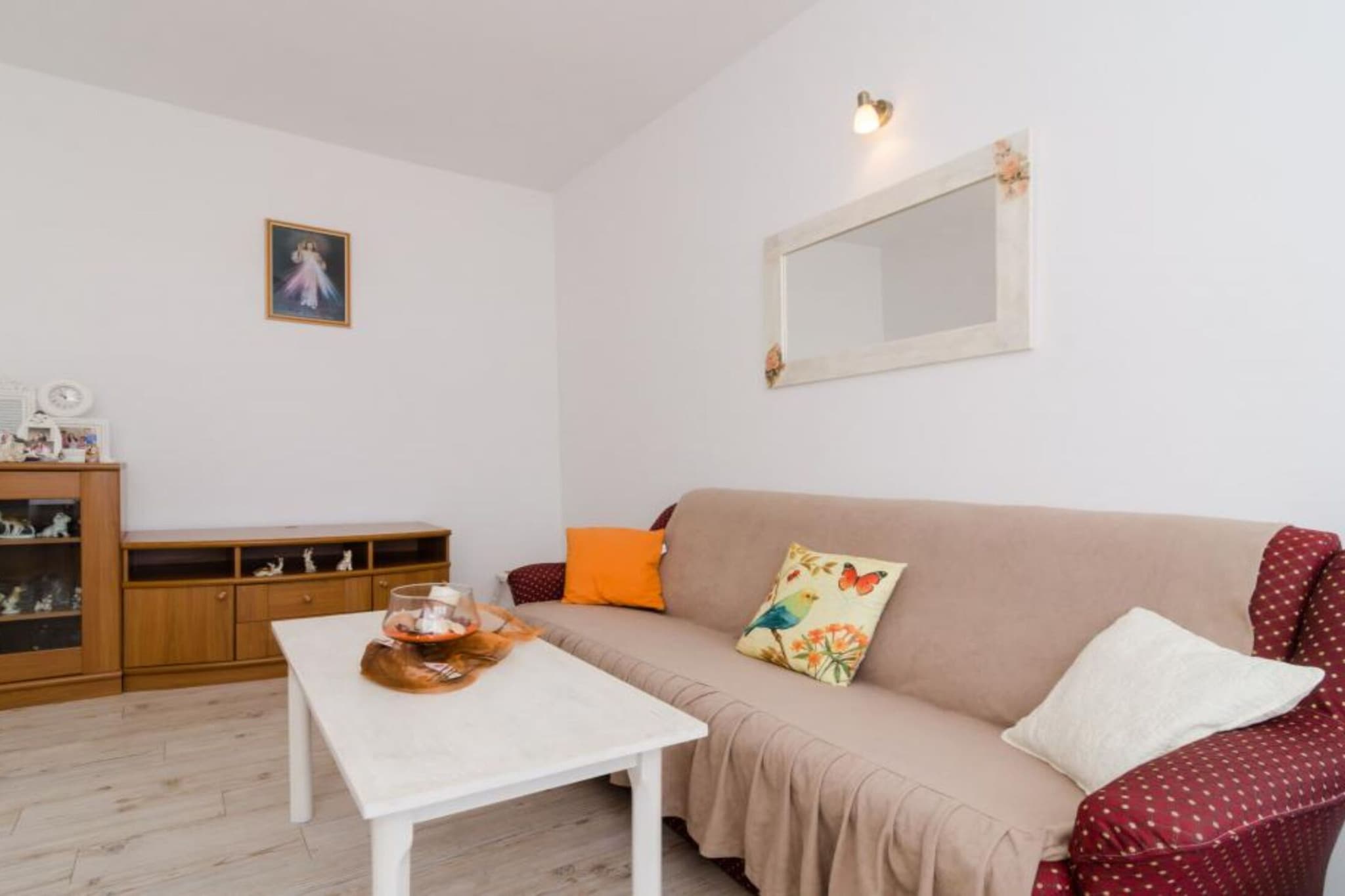 Ivo Guest House-Double Room with External Private Bathroom and Sea View (R2)-Wohnzimmer