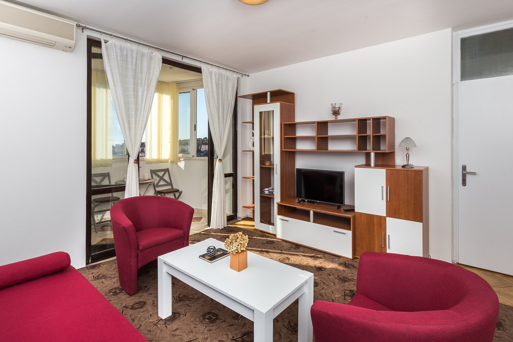 Apartment BrajkoviÄ‡ - One Bedroom Apartment with Loggia and Sea View