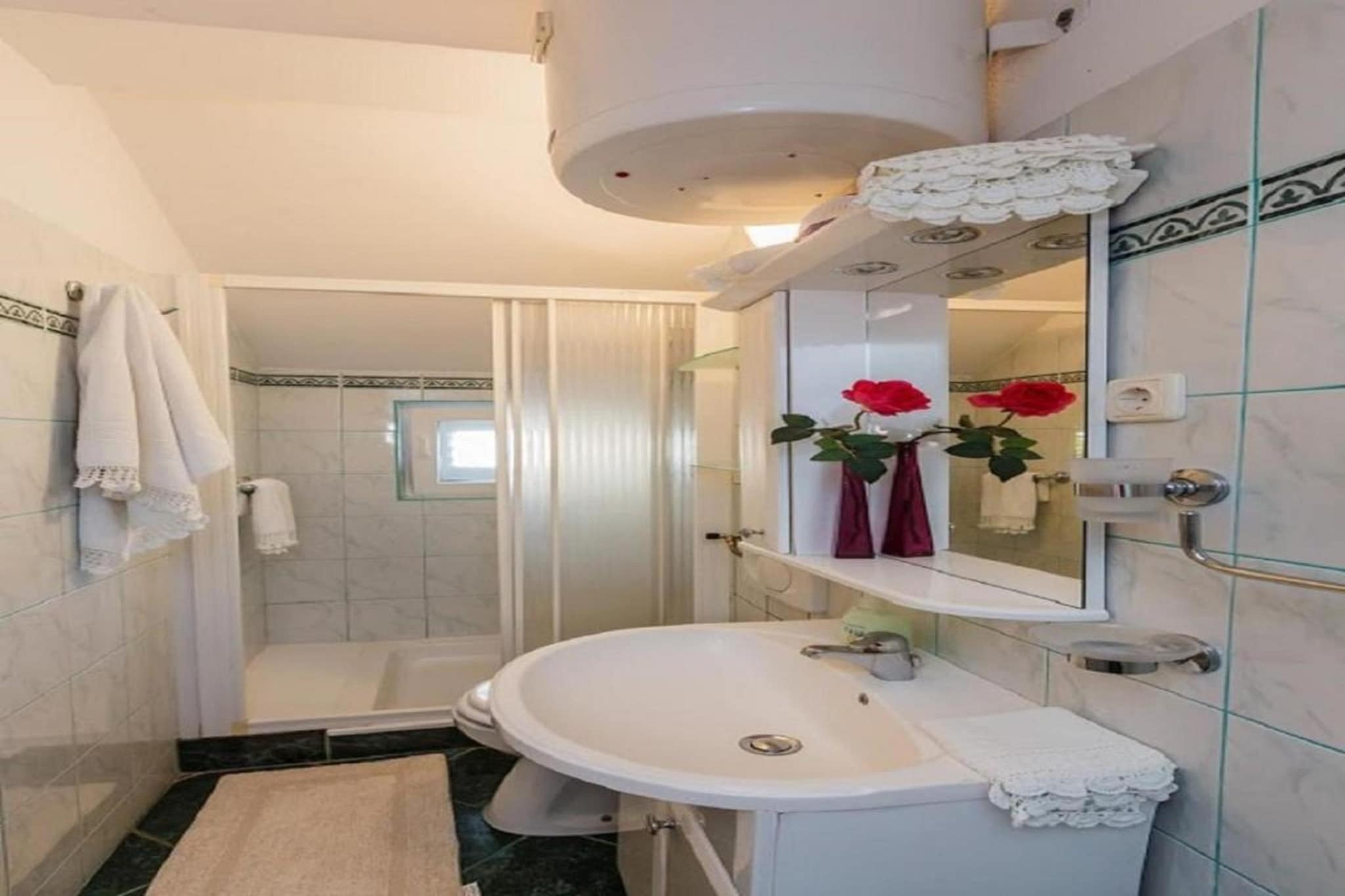 Apartments Roda - One Bedroom Apartment with Terrace (Mira) - (ST)-Badkamer