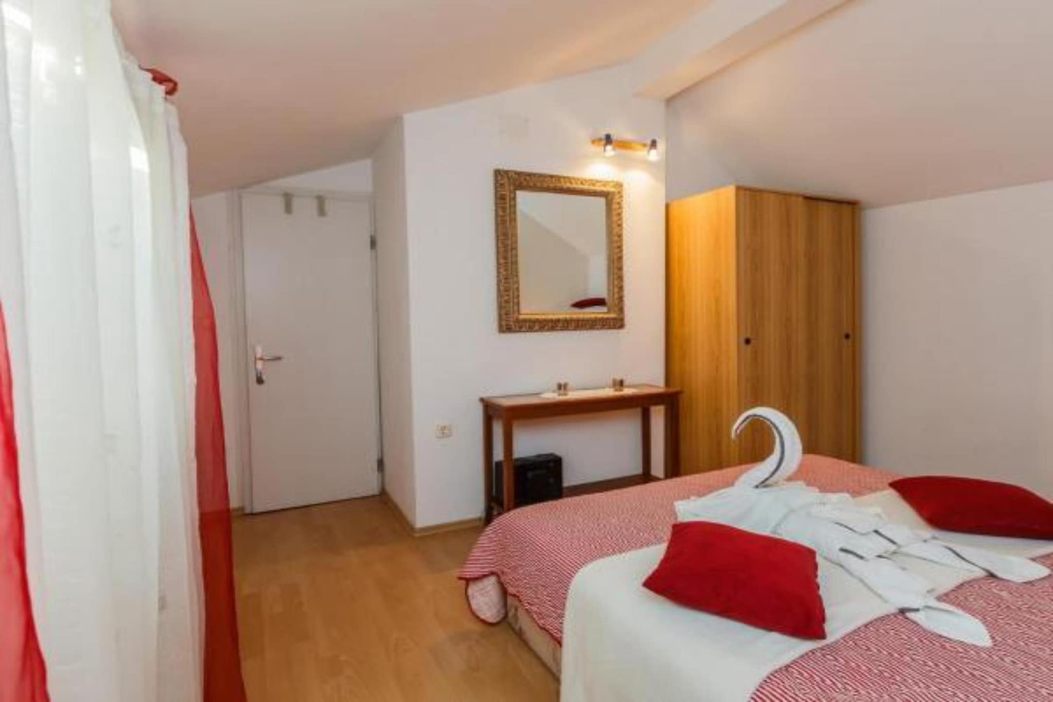 Apartments Roda - One Bedroom Apartment with Terrace (Mira) - (ST)-Slaapkamer