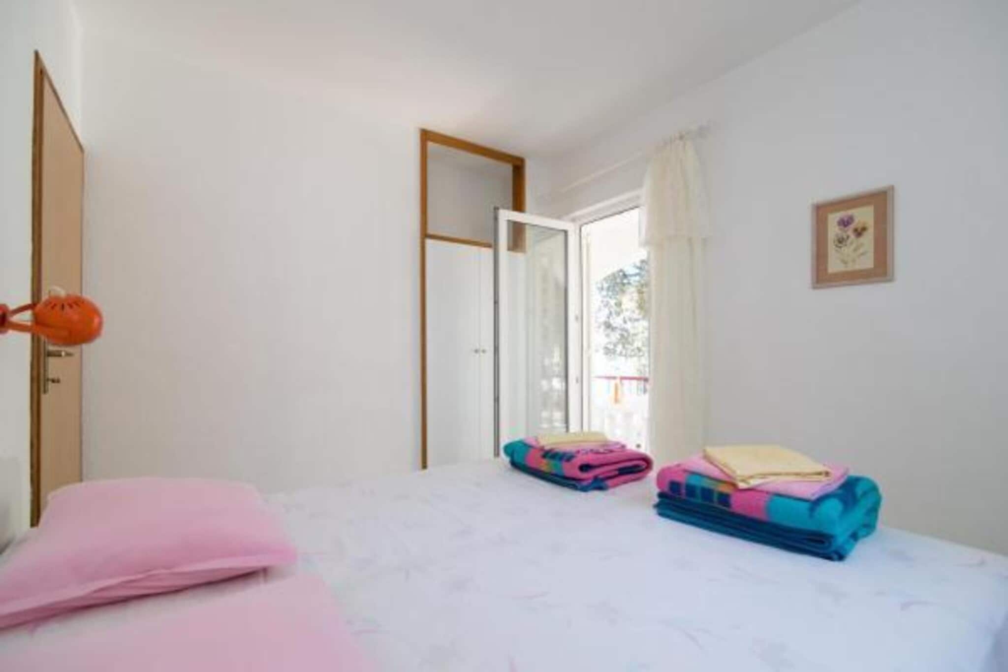 Apartments Boguvila - Two-Bedroom Family Apartment with Terrace (A2) - (ST)-Slaapkamer