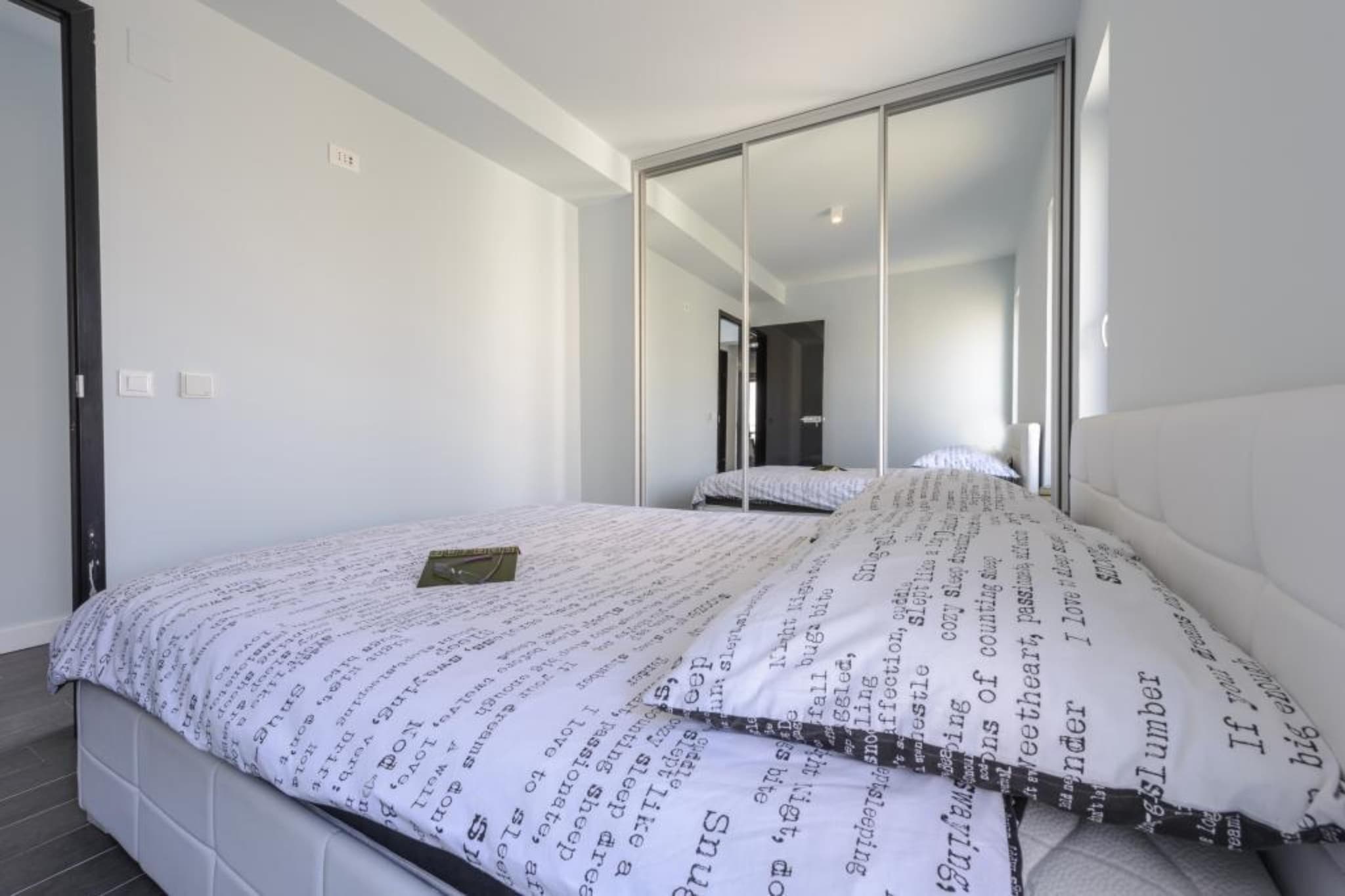 Apartment LaVilla - Two Bedroom Apartment with Balcony and Sea View (Žuti)