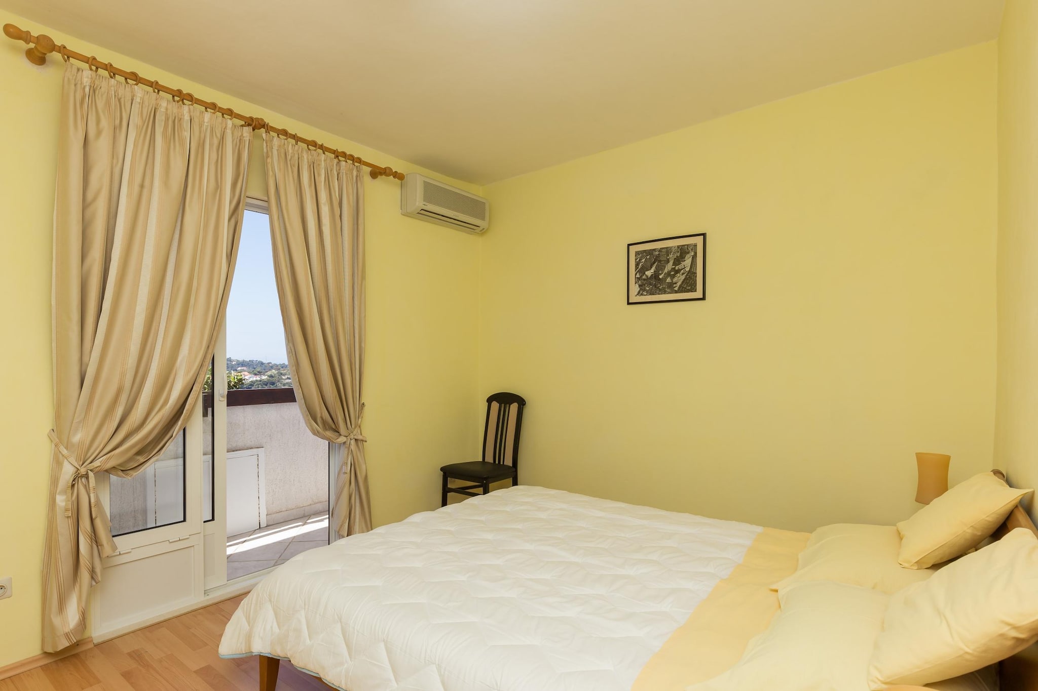 Apartment Milić - Two Bedroom Apartment with Terrace and Sea View (Sinjska 15)