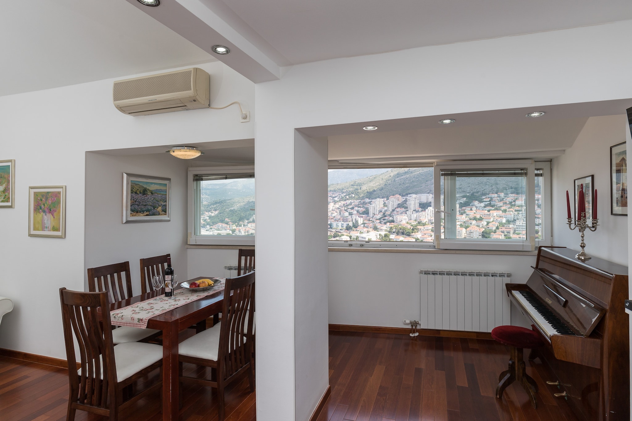 Apartment Super Marijo - Two-Bedroom Apartment with Sea View