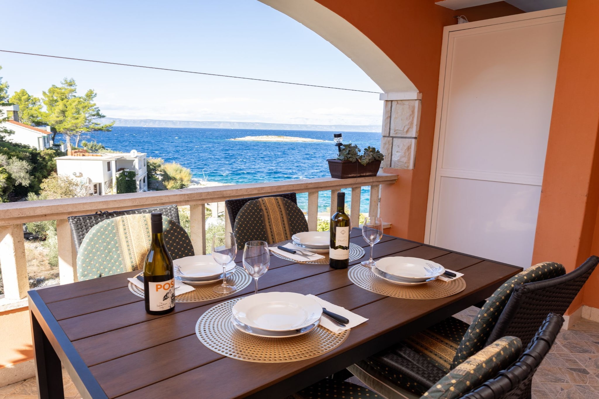 Apartments Sea Line - Two Bedroom Apartment with Terrace and Sea View-Eetkamer