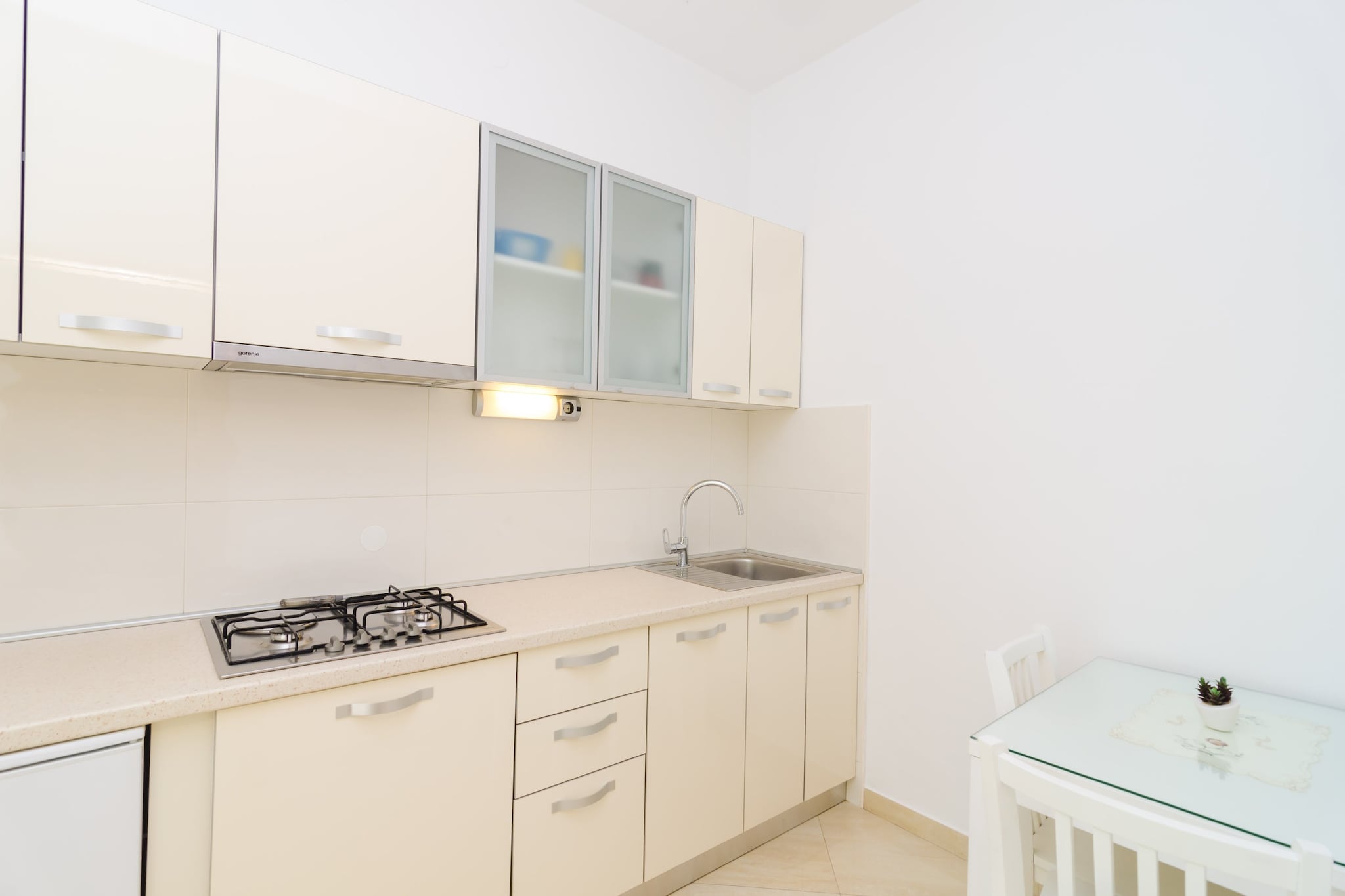 Apartments & Rooms BariÅ¡iÄ‡ - Superior Studio Apartment with Balcony and Garden View (G2-7)