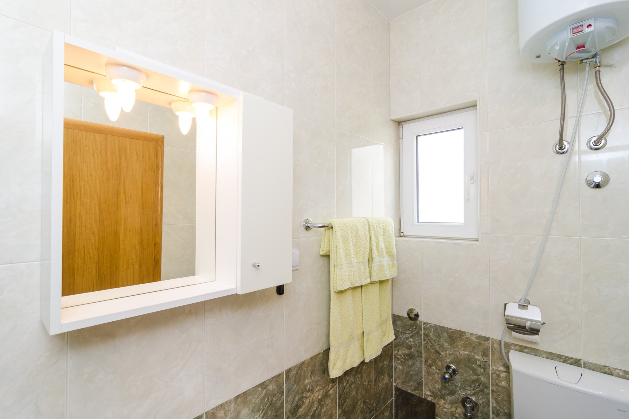 Apartments & Rooms Barišić - Studio Apartment with Balcony and City View (Second Floor) (Apt 14)