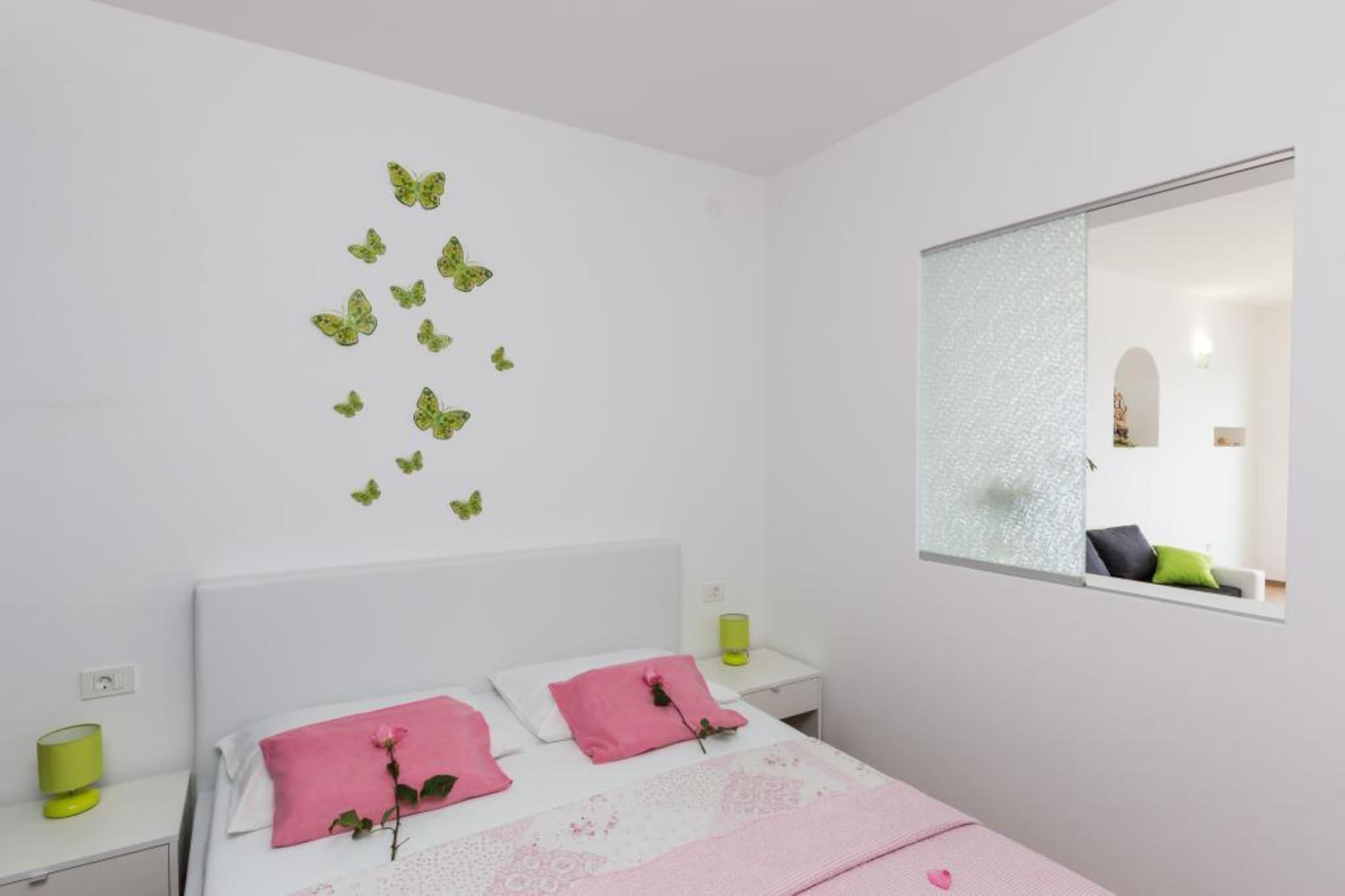 Apartment Manuela - One-Bedroom Apartment with Balcony and Sea View-Slaapkamer