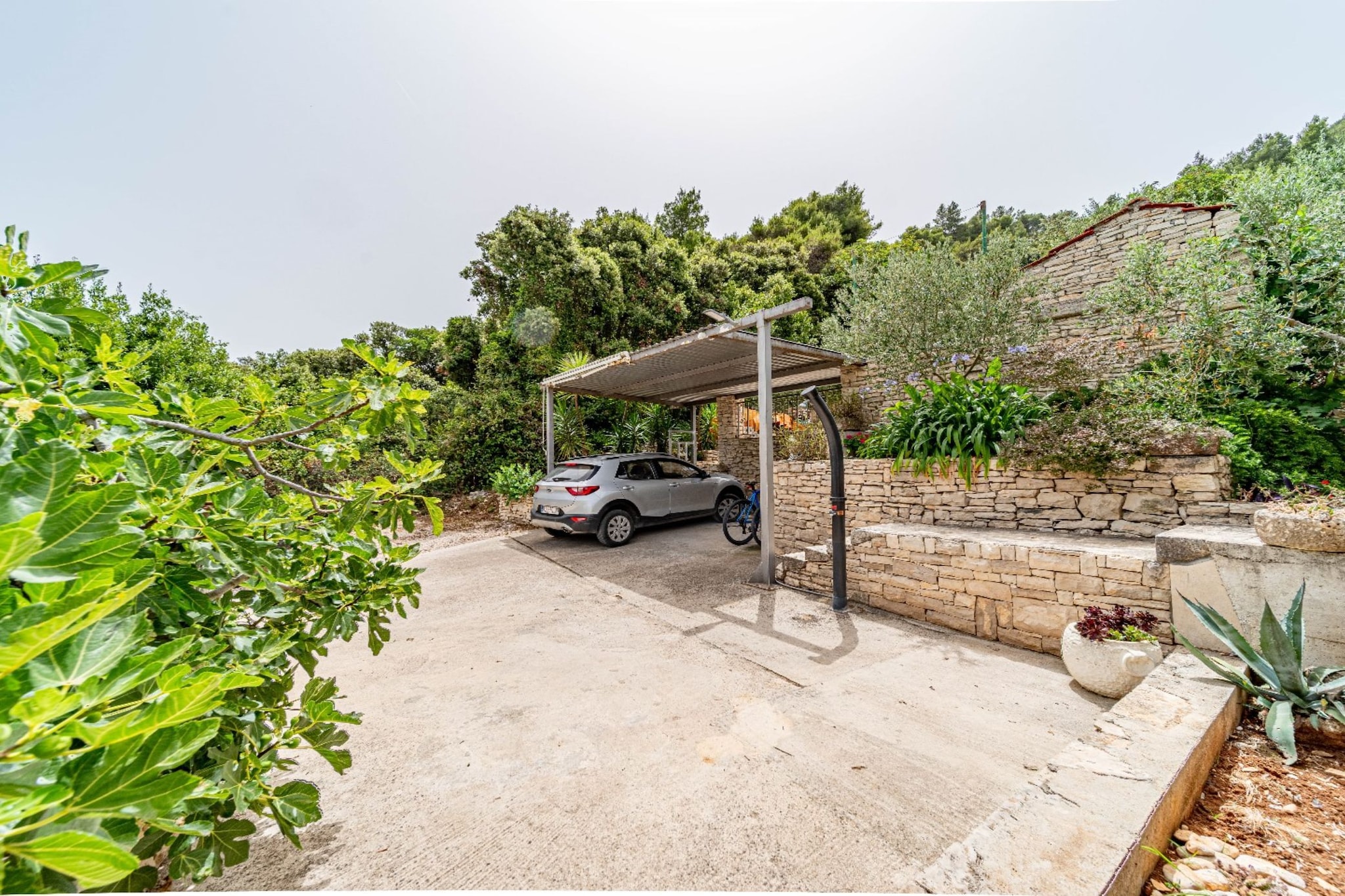 Stone House Blaca - Two Bedroom Stone House with Terrace and Sea View-Buitenlucht