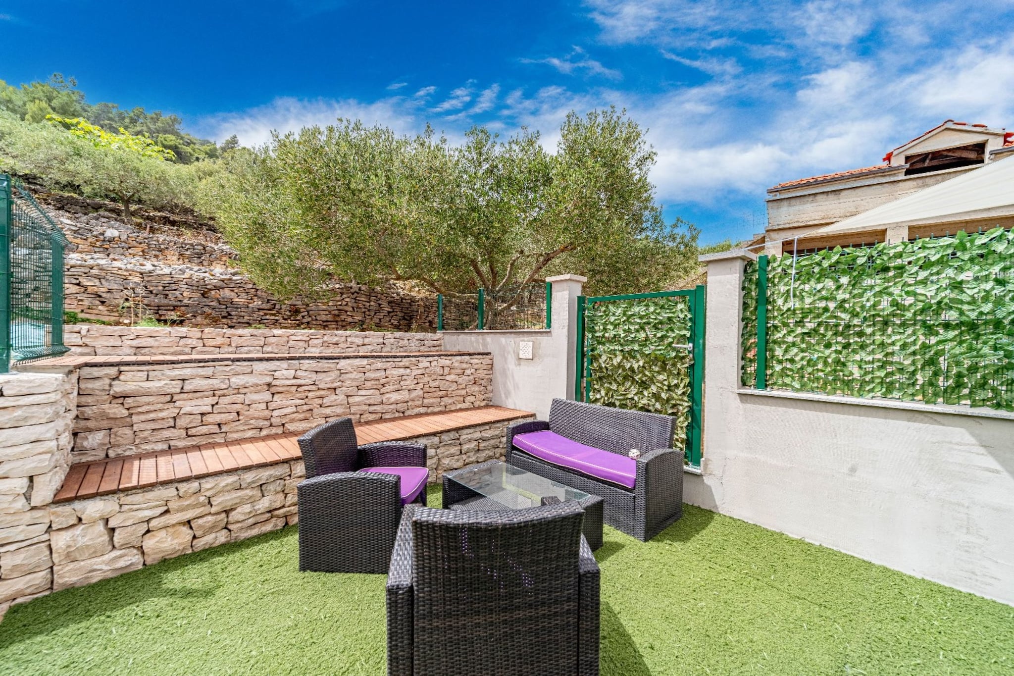 Stone House Blaca - Two Bedroom Stone House with Terrace and Sea View-Buitenlucht