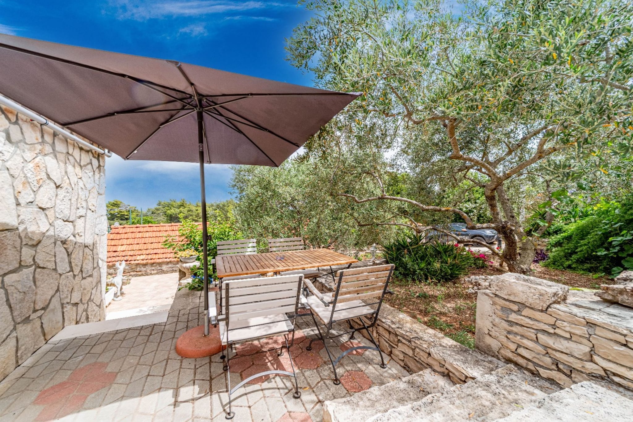 Stone House Blaca - Two Bedroom Stone House with Terrace and Sea View-Buitenlucht