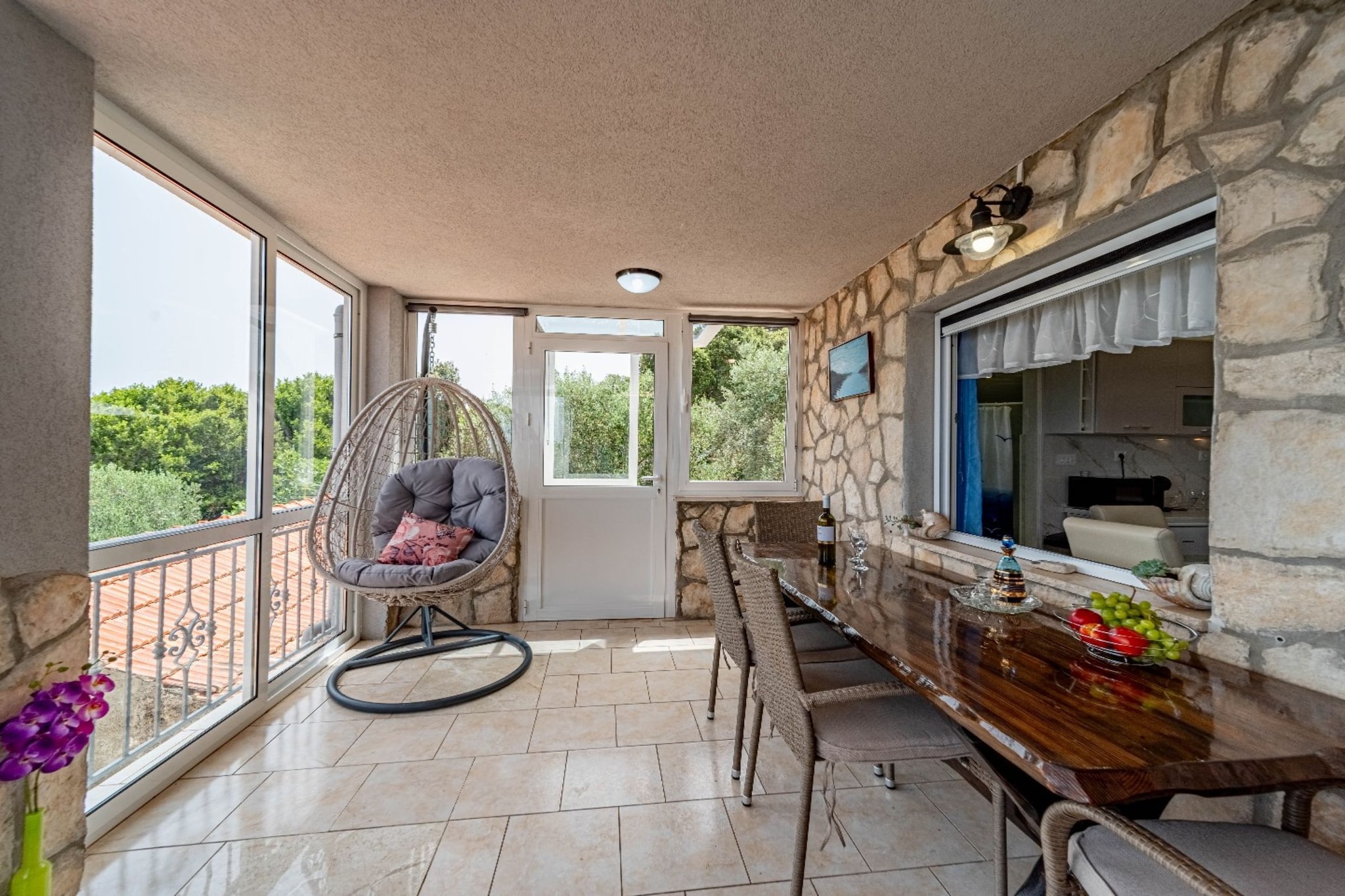 Stone House Blaca - Two Bedroom Stone House with Terrace and Sea View-Woonkamer