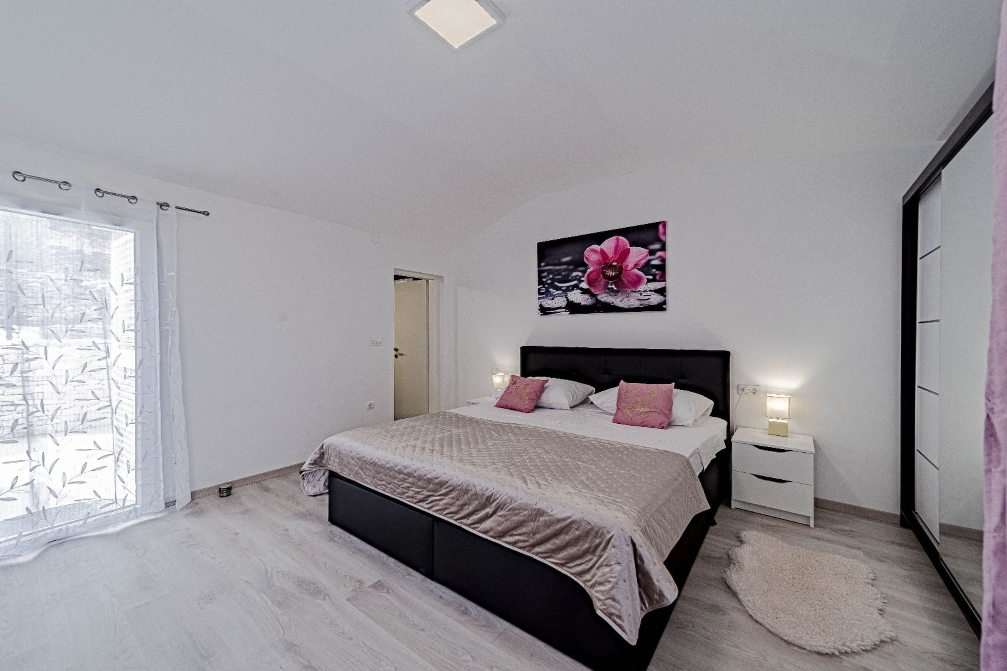 Stone House Blaca - Two Bedroom Stone House with Terrace and Sea View-Slaapkamer