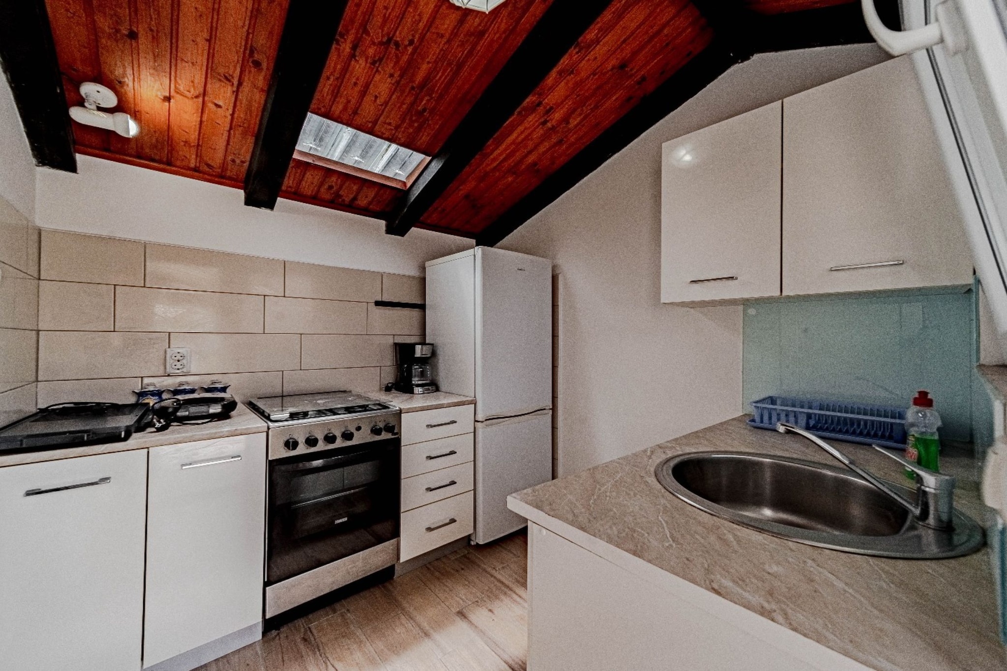 Stone House Blaca - Two Bedroom Stone House with Terrace and Sea View-Keuken