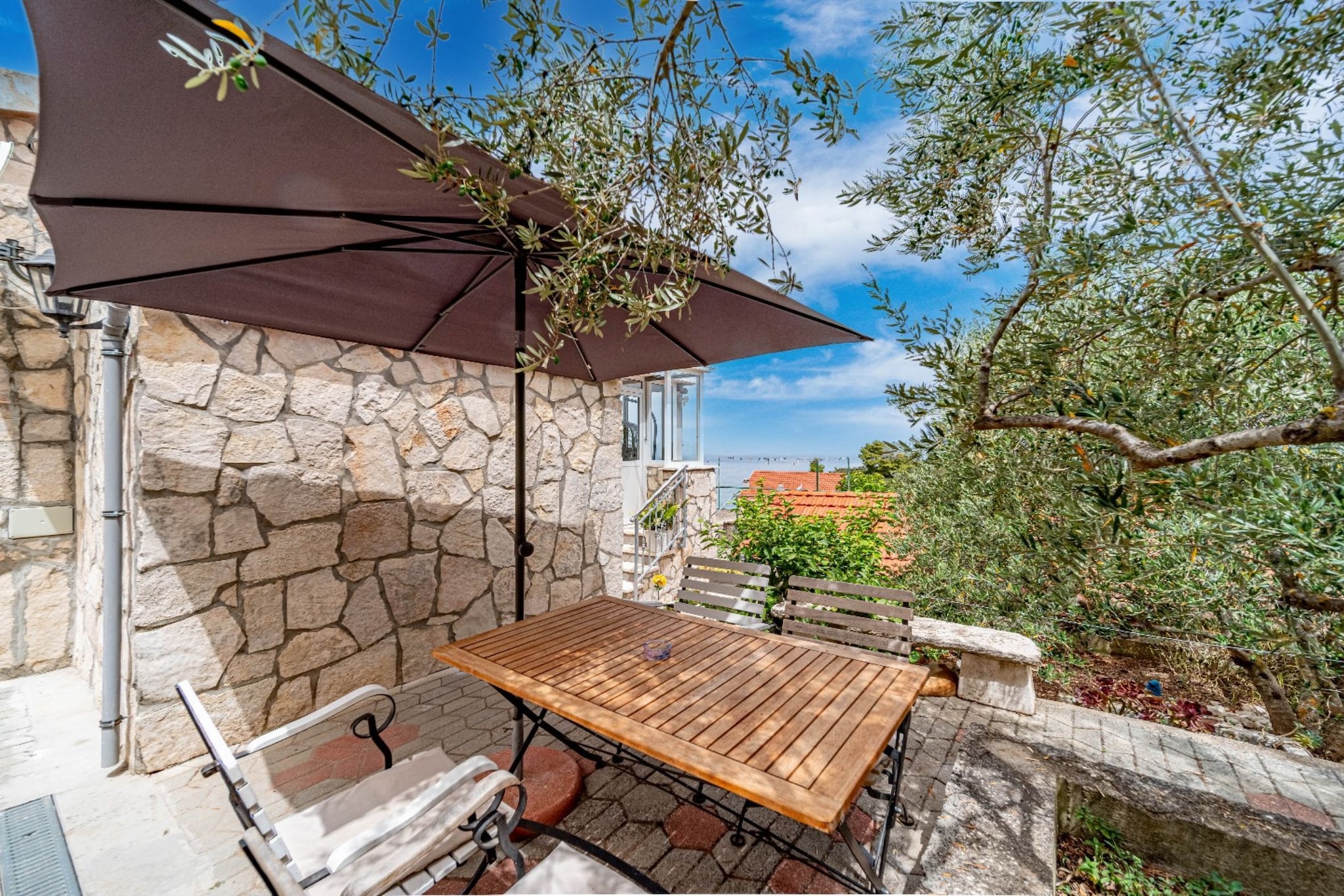 Stone House Blaca - Two Bedroom Stone House with Terrace and Sea View-Terrasbalkon