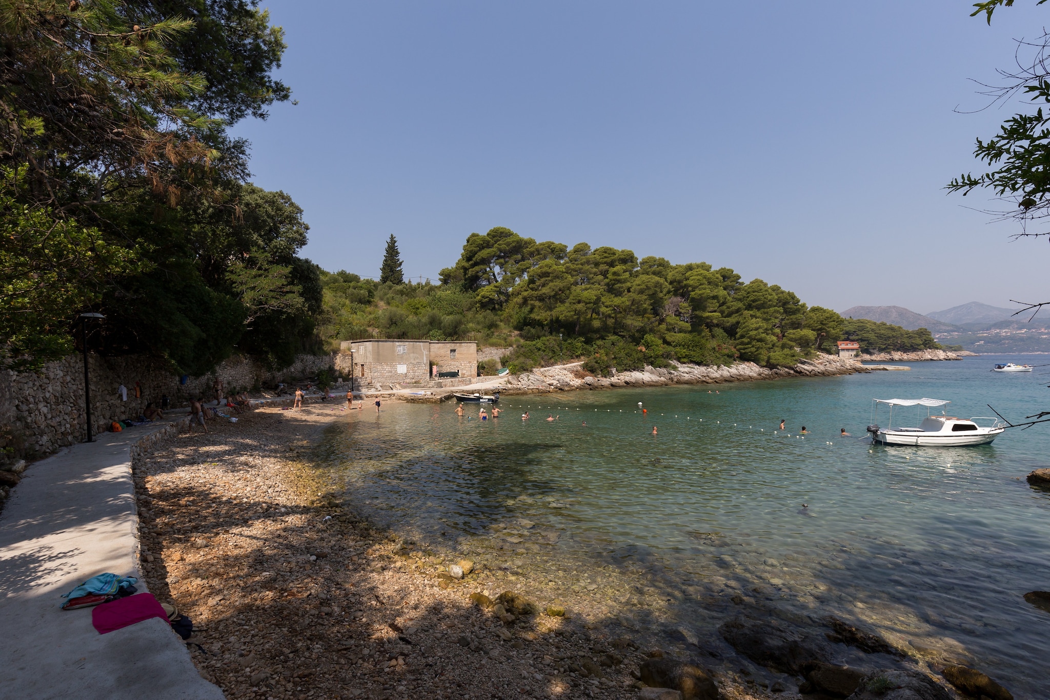 Holiday Home Jekavac -Three Bedroom Apartment with Terrace and Sea View-Sfeer