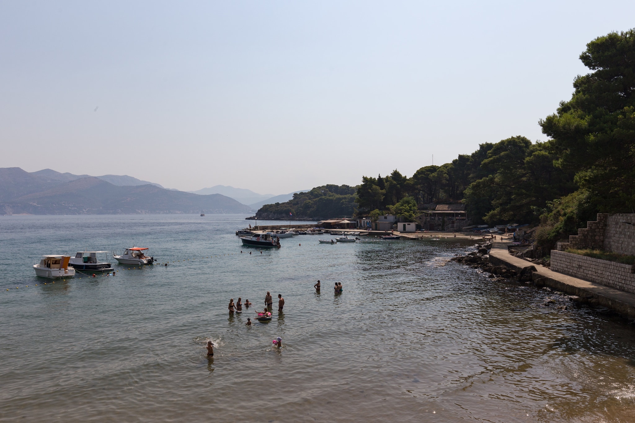 Holiday Home Jekavac -Three Bedroom Apartment with Terrace and Sea View-Sfeer