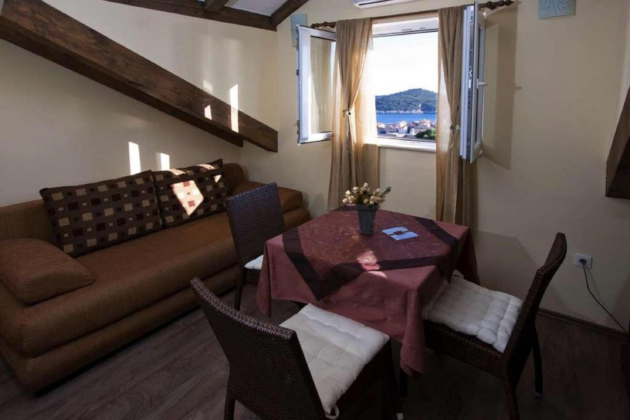 Apartment Magic is self-catering one bedroom apartment located 450 m from the Old Town. The accommodation is equipped with WiFi, air conditioning, and TV.
Pets are welcome to stay in the accommodation with additional charge of 10 euros per day.
Baggage drop-off possible before check in and after check out.
One-bedroom apartment Magic features free WiFi, air-conditioning and TV, equipped kitchen with dining area, sofa bed and a private bathroom with shower. Washing machine, ironing faciliies and hairdryer are also on guests disposal.
On the address of the accommodation there are three apartments, Apartment Magic is the one in the middle.
Famous Old Town of Dubrovnik is only 450 meters or 5 minutes walk from the apartment, as well as various beaches, restaurants, cafes, bars, shops, bakeries and banks. Guests can also find a grocery store and a bus station in 400 meters range. We recommend enjoying a cable car ride, station is only 5 minutes walk from the apartment. It offers a panoramic view of the historic center and the surrounding islands.
Dubrovnik Bus Station and Ferry Port, connecting the mainland with various Dalmatian islands, are 20 minutes ride from the apartment, while Dubrovnik Airport is 25 km away.