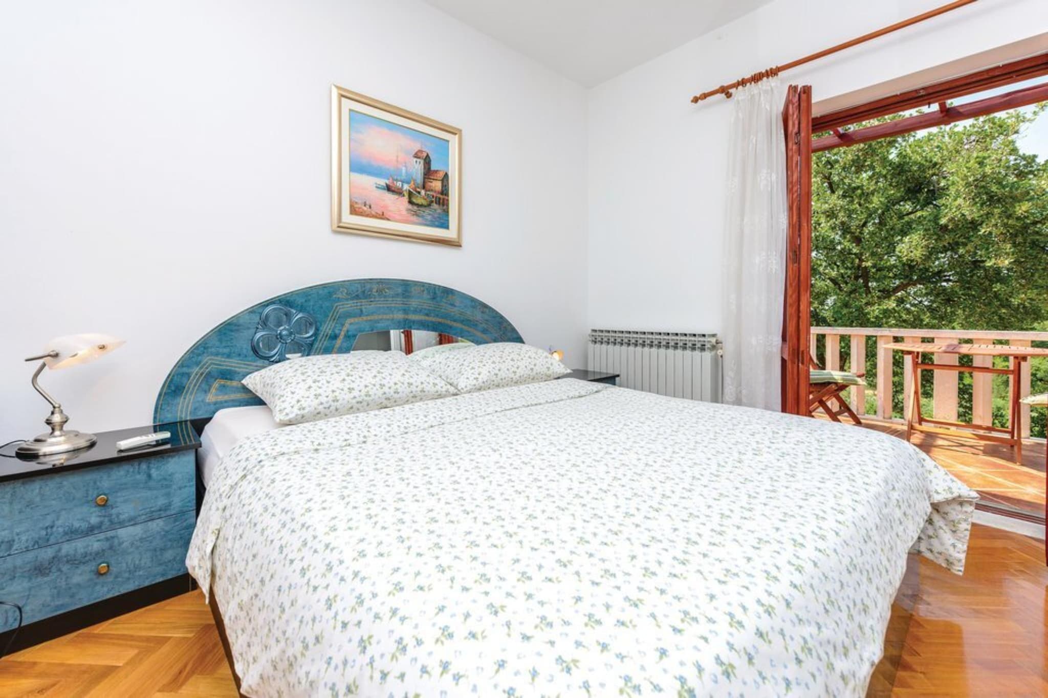 Villa Anka - Five-Bedroom Villa with Terrace and Swimming Pool-Slaapkamer