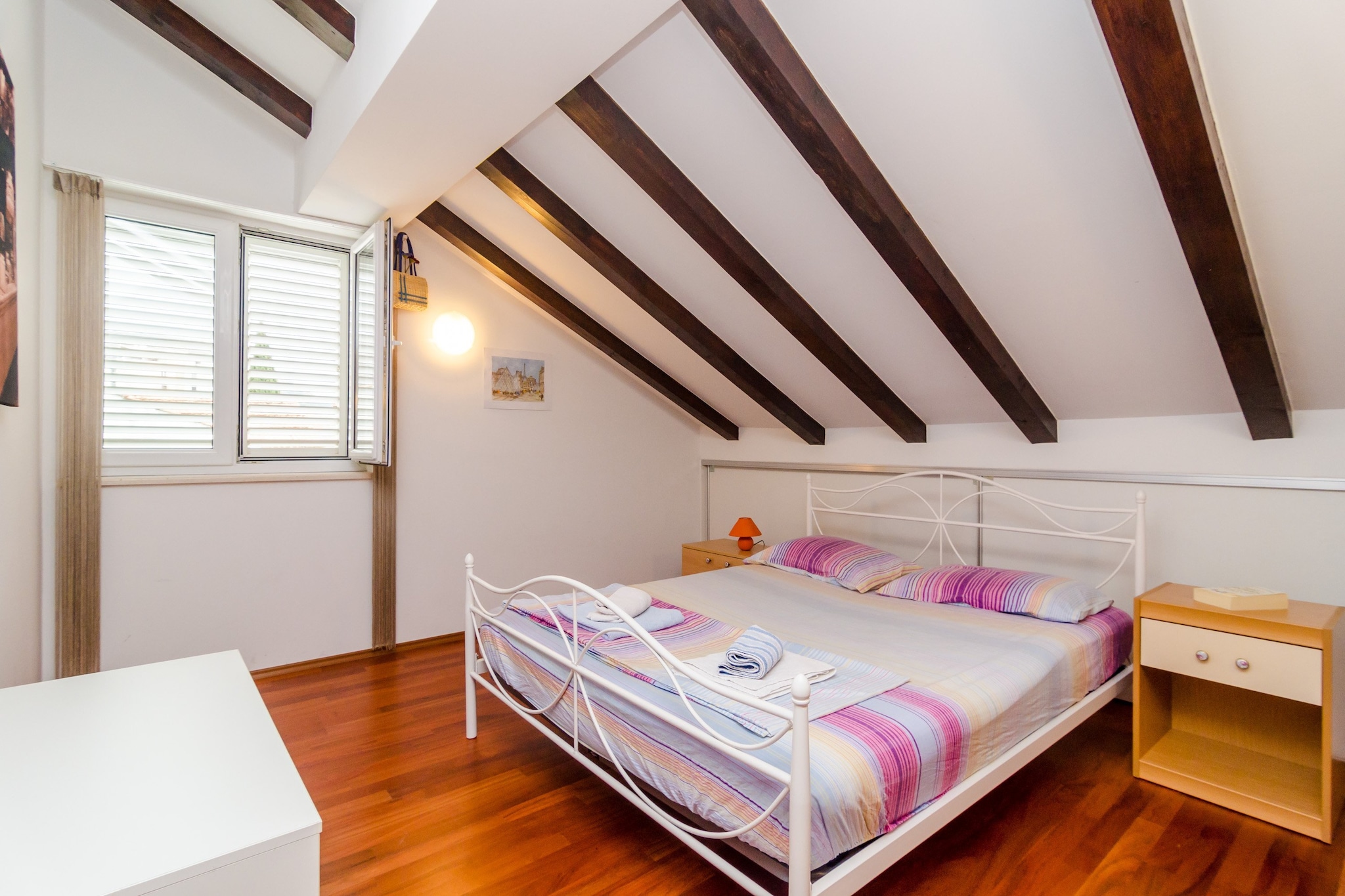 Apartment Villa Mikica - Four Bedroom Duplex Apartment with Terrace and Partial Sea View-Slaapkamer