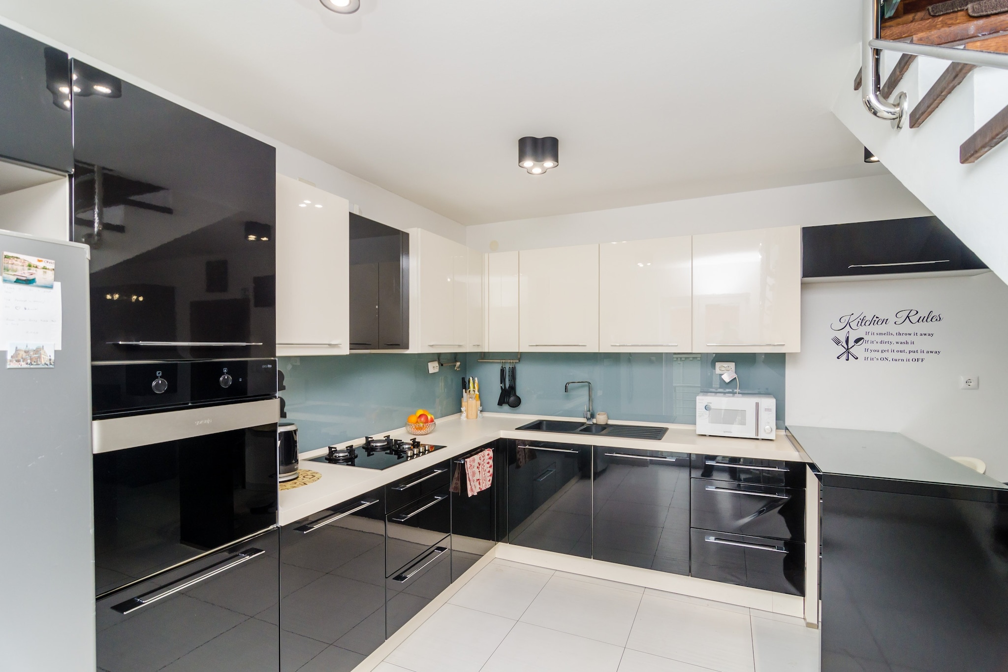 Apartment Villa Mikica - Four Bedroom Duplex Apartment with Terrace and Partial Sea View-Keuken