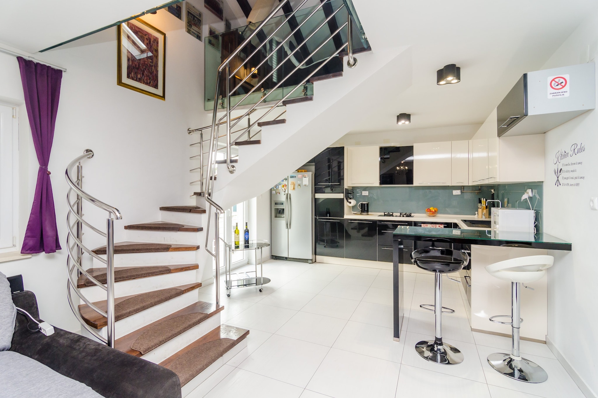 Apartment Villa Mikica - Four Bedroom Duplex Apartment with Terrace and Partial Sea View-Woonkamer