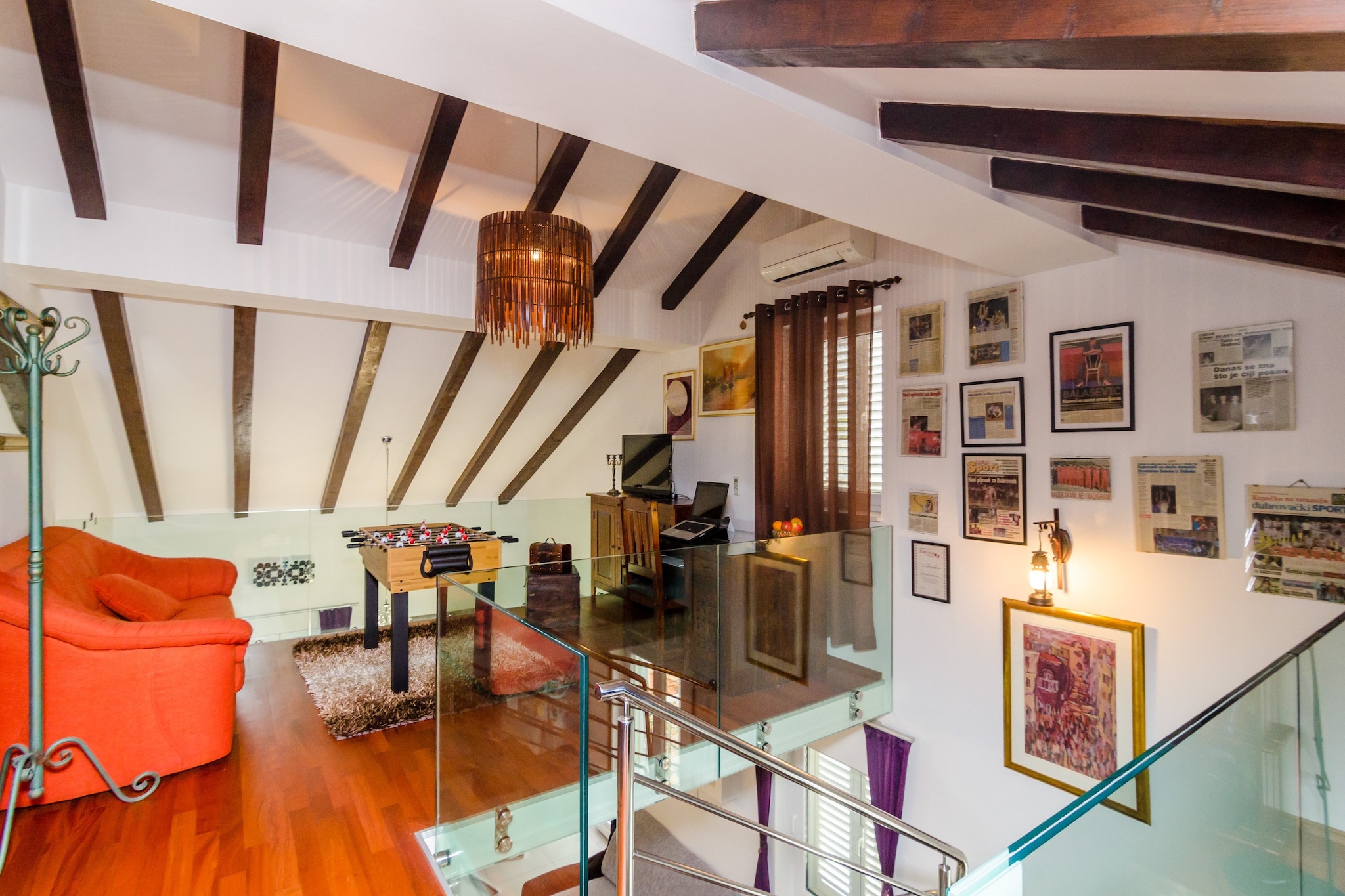 Apartment Villa Mikica - Four Bedroom Duplex Apartment with Terrace and Partial Sea View-Woonkamer