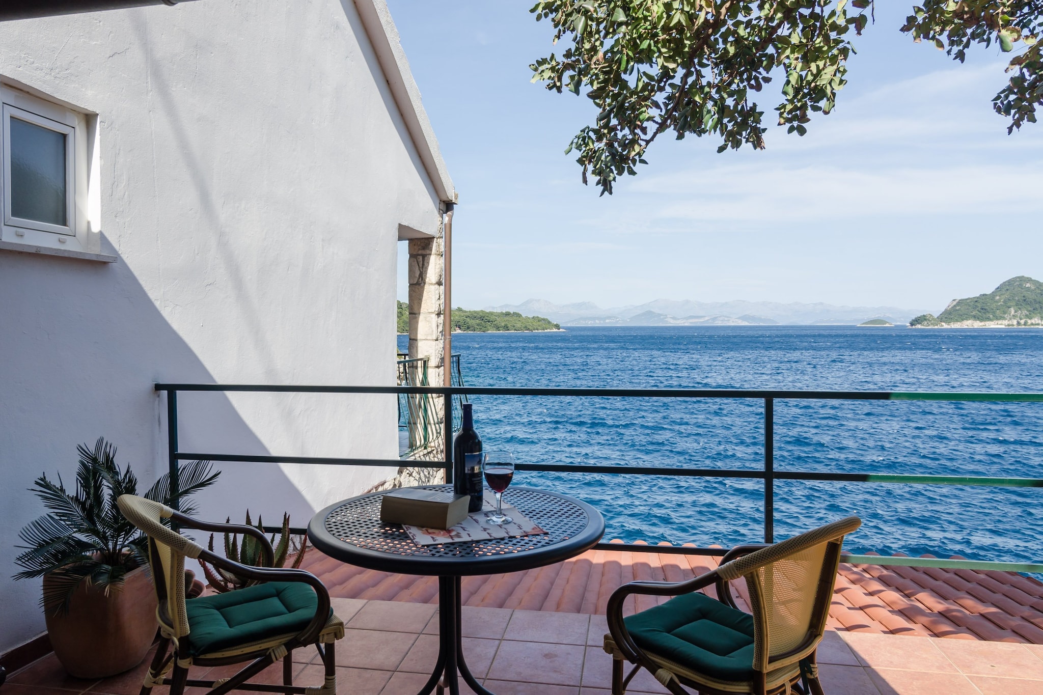 Apartments Anelić- Two Bedroom Apartment with Terrace and Sea View A2-Terras