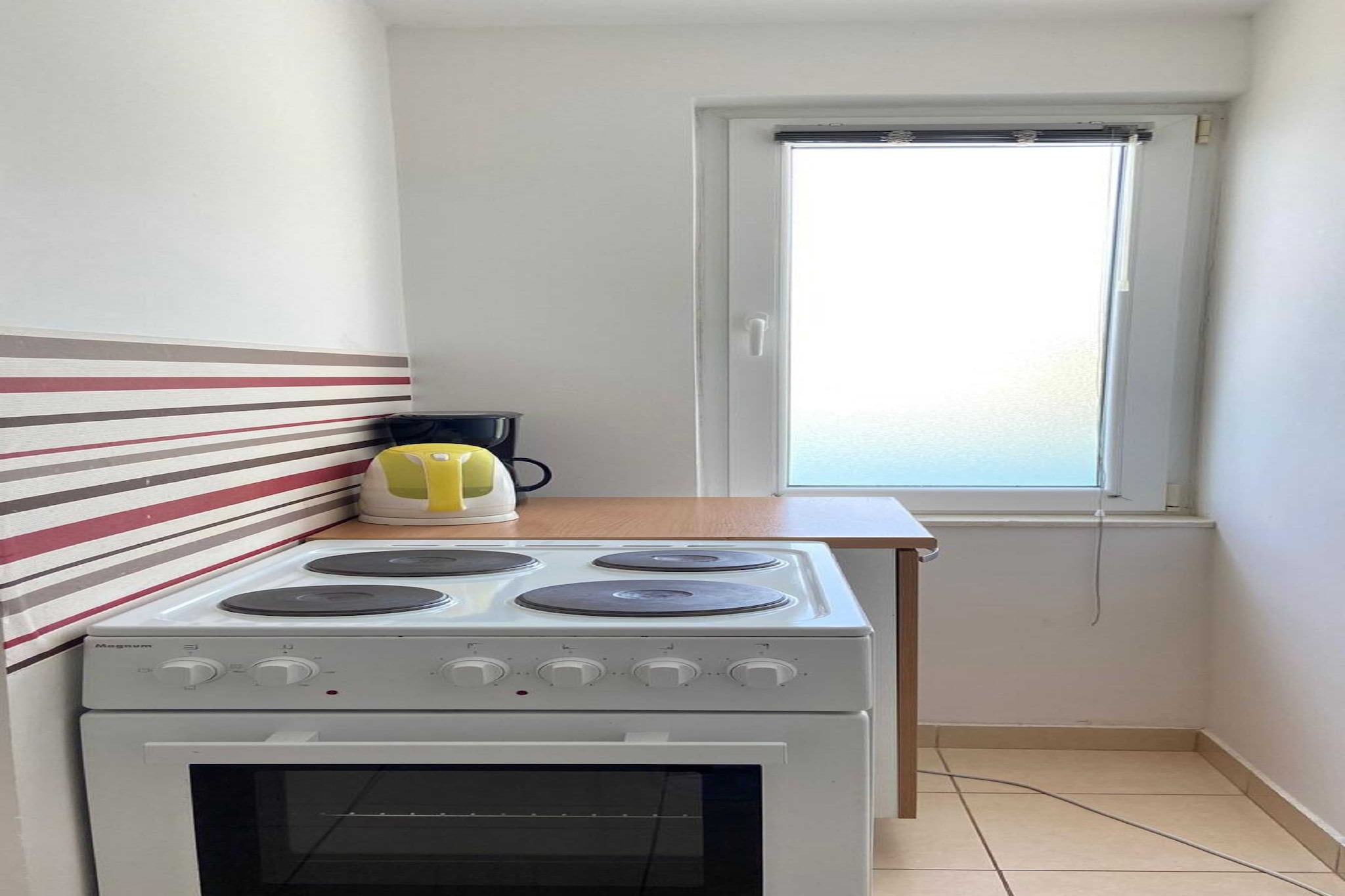 Apartments Tiho  & Jelena - Studio Apartment with Balcony and Sea View (Fureal)-Keuken