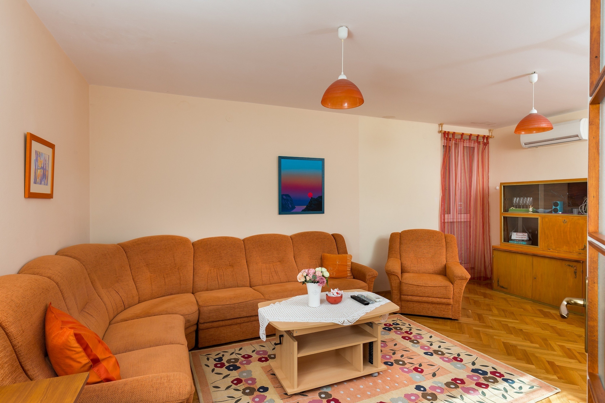 Apartment Ventula is lovely two bedroom apartment located in Ploče, near Old Town Dubrovnik. 



Public parking is available to the guests. Charges are applicable and reservation is not possible.

This lovely two bedroom apartment can comfortably accommodate up to six persons.
It features cable TV, WiFi and air condition. Spacious living room comes with sofa. Kitchen is fully equipped and has dining area. It offers two private bathrooms.

Washing machine and ironing facilities are at guests disposal.

Baby cot, baby feeder and child swing are available upon request.

Everything you may need can be reached in 10 minutes walk. The nearest beach as well as supermarket, is 100 m away from the property.
There is no need for public transit while you are staying here, but if you want to see other parts of the town, for example peaceful Lapad Bay, you can be there in a 10 minute drive.  Taxi and bus station are 5 minute walk from the property.

Dubrovnik bus station and ferry port, connecting the mainland with various Dalmatian islands, are 10 minutes ride from the apartment, while Dubrovnik Airport is 21,5 km away.